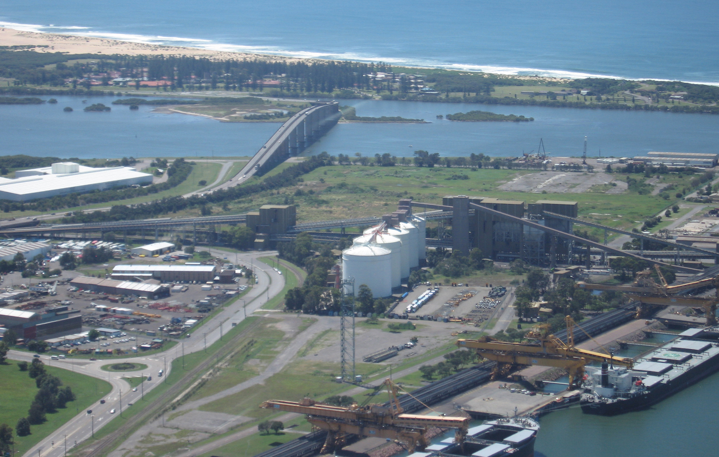 Australian Locals Worried About Ammonium Nitrate Stockpile Four Times Bigger than Beirut’s