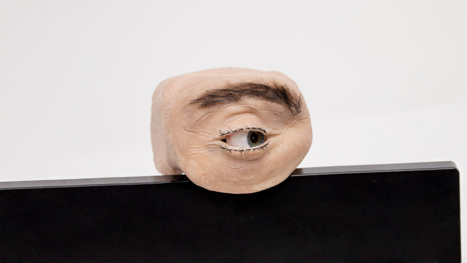 This Freaky Little 'Eyecam' Wants You to Know Your Computer Is Watching You