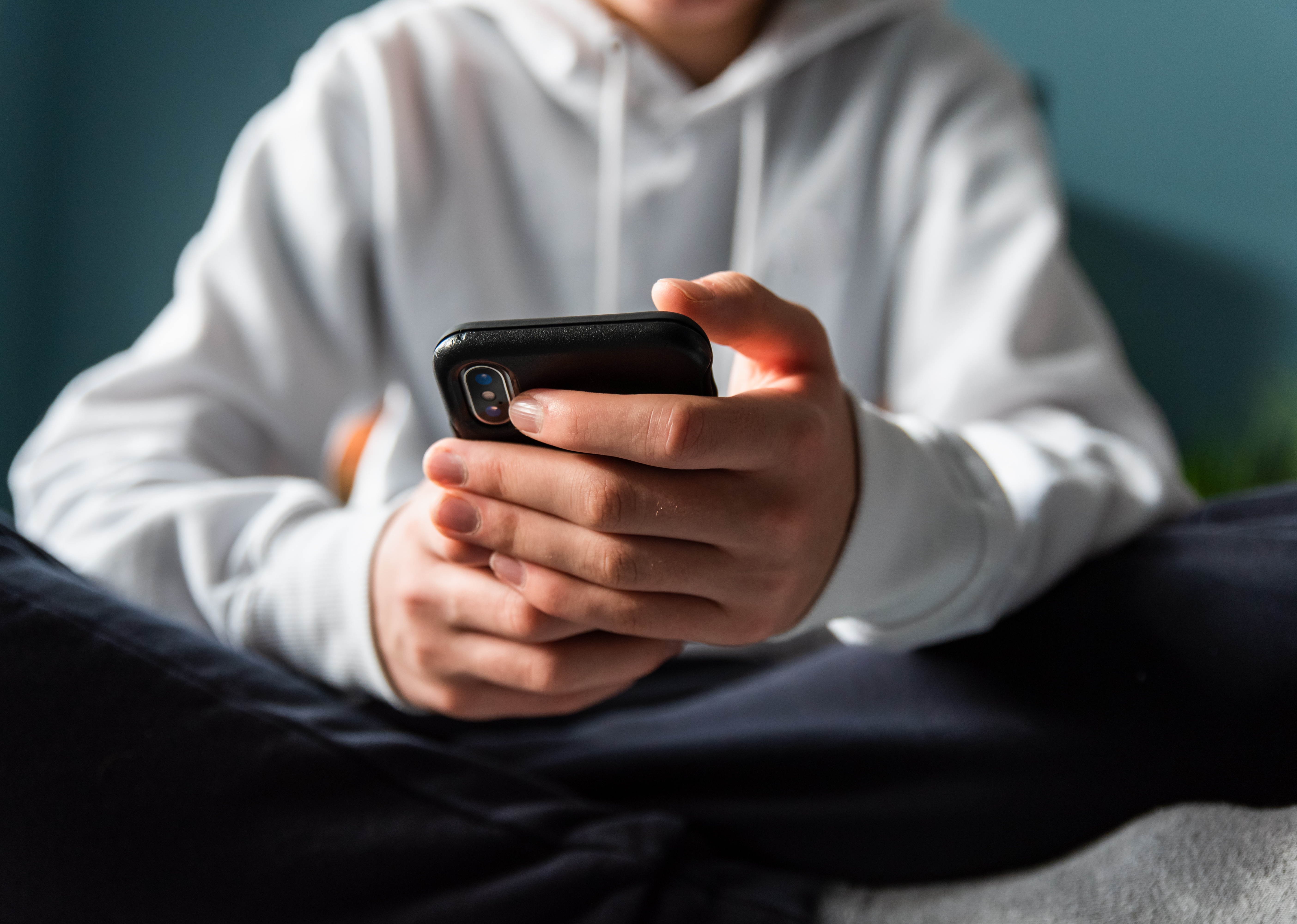 La línea de ayuda para trastornos alimentarios despide al personal y cambia a chatbot después de la sindicalización