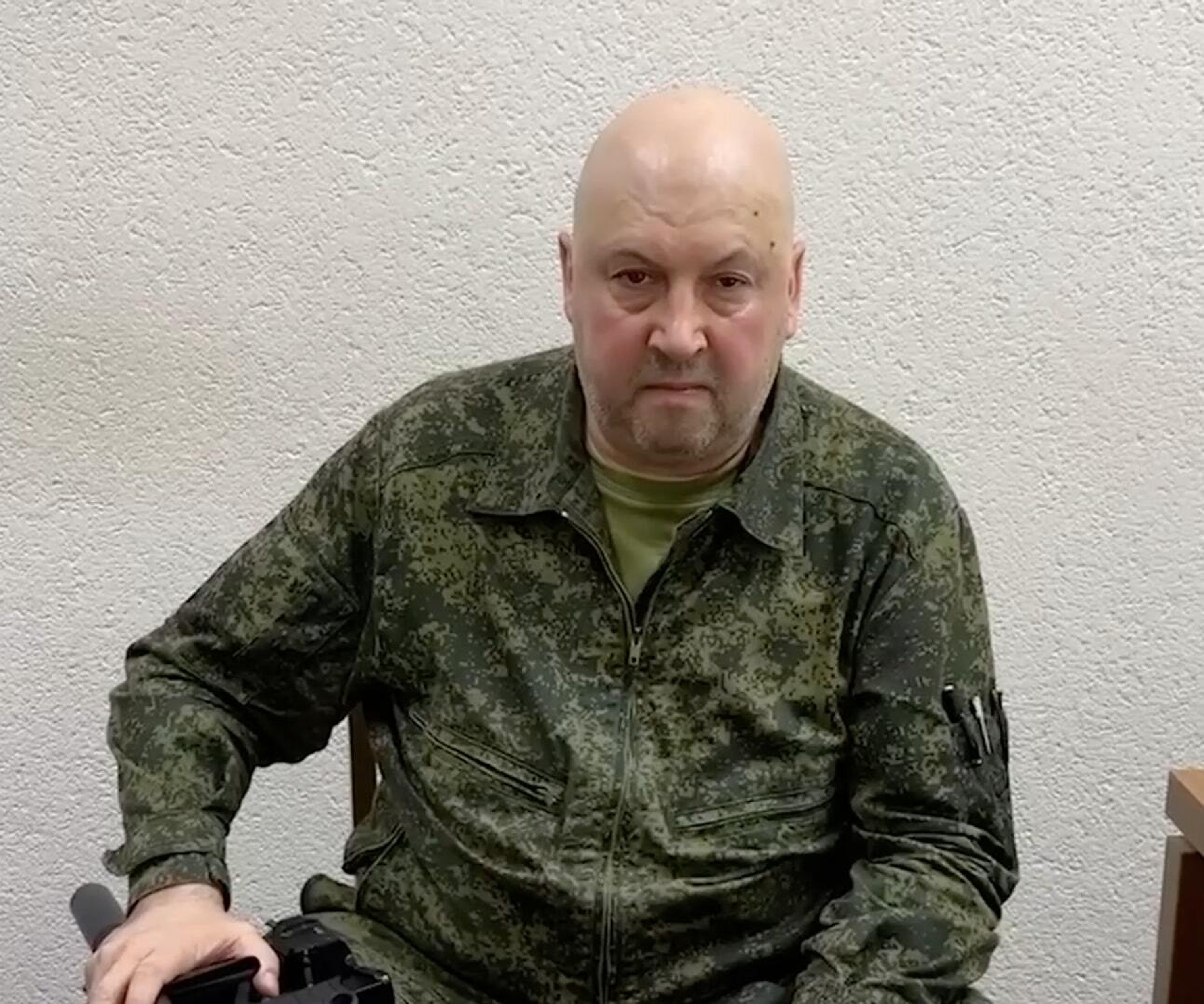 Russia’s ‘General Armageddon’ Detained As Putin Hunts For Wagner ...