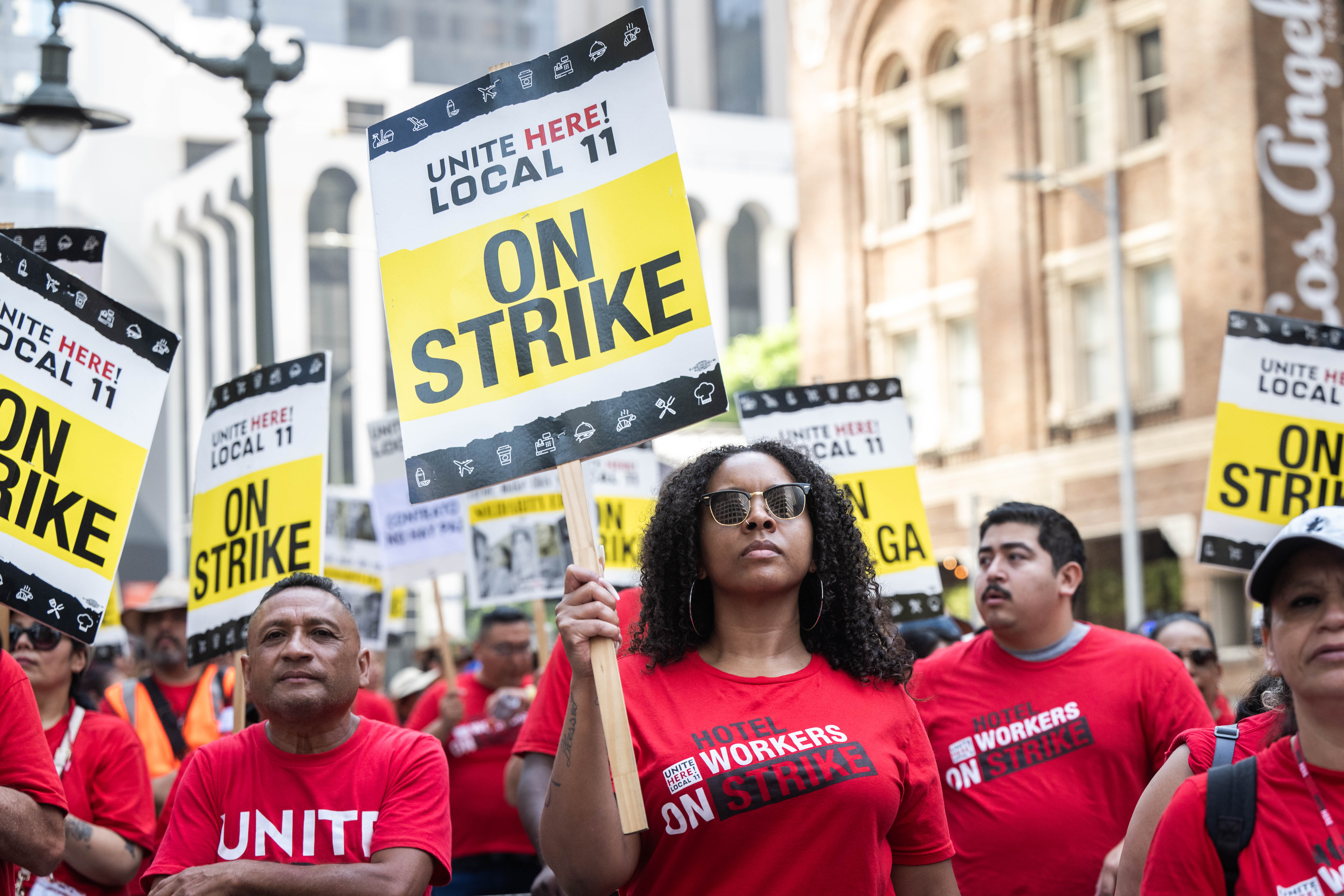 34 Lawmakers Say Strikes Put Pensions at Risk, Worker Demands Must Be Met thumbnail