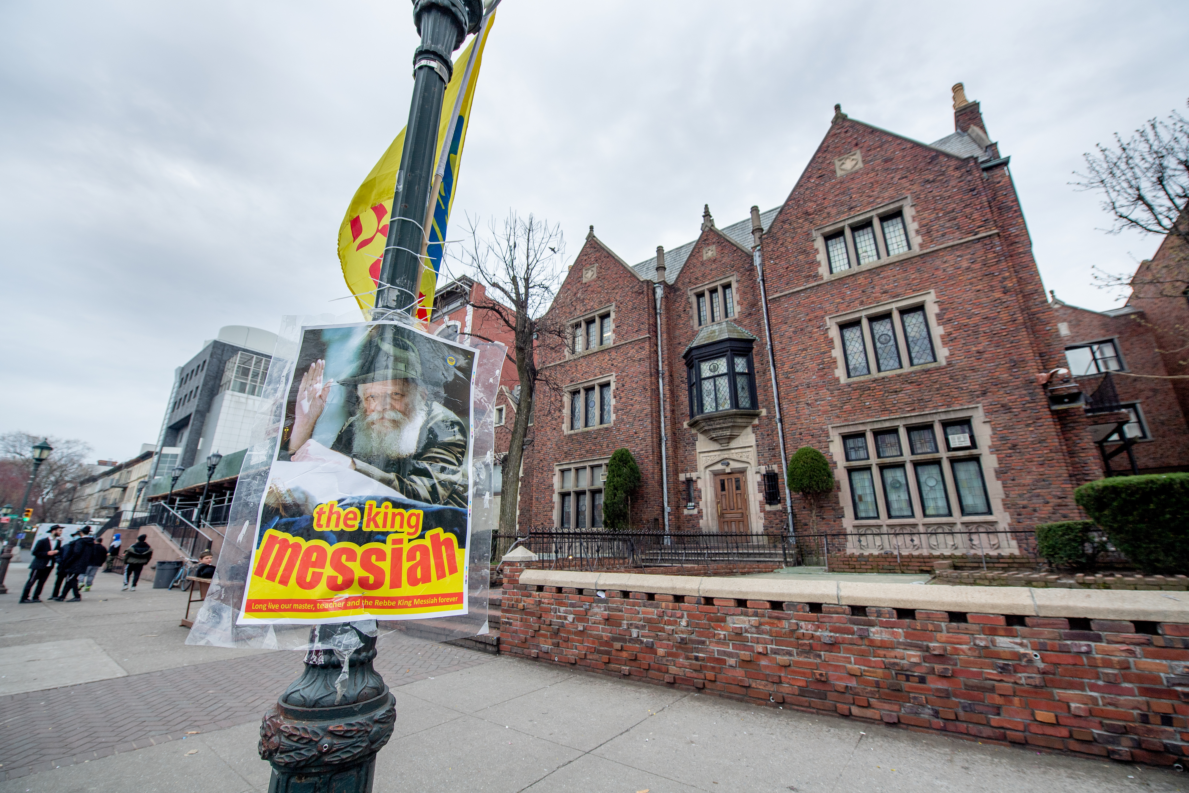 Hidden Passageway Beneath New York Chabad Building Drives Chaos and Antisemitic Conspiracy Theories