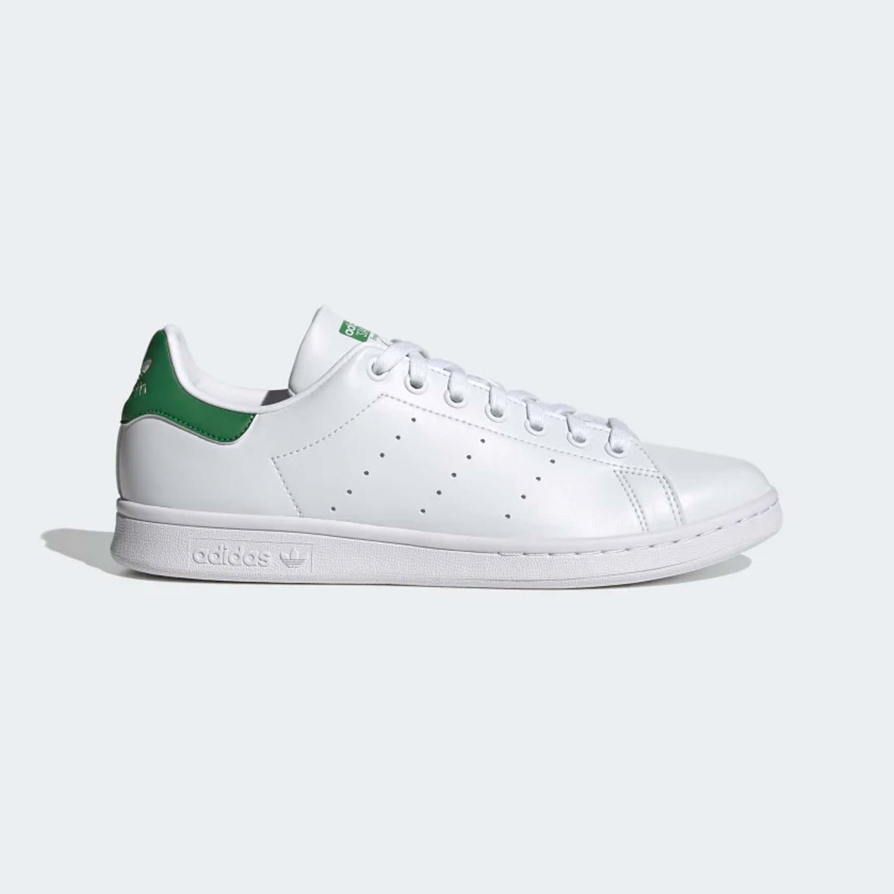 10 white sneakers every man should own