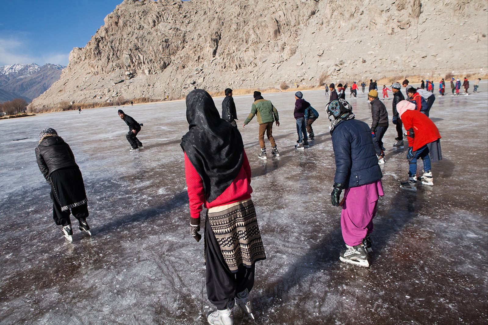 1484412740522 Ian Andersen demonstrating an exercise to the children of Thangnak village