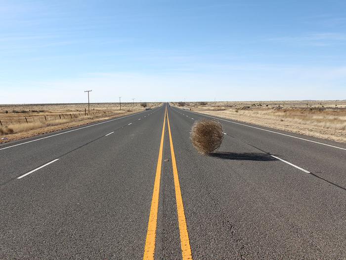 The highway from Alpine to Marfa