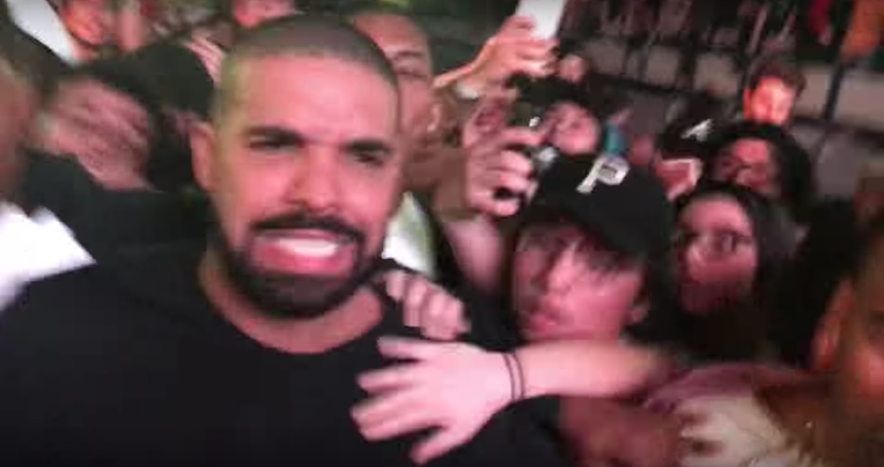 Witness Drake Mosh Through Every Human Emotion at a Travis Scott ...