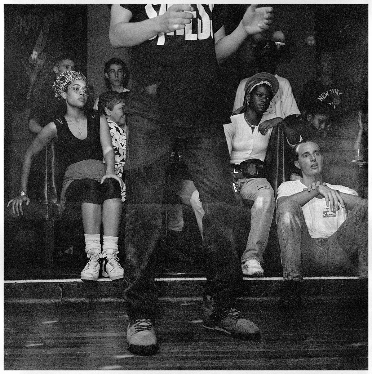 1494425667771-5-sardine_paris_1988_hutchinson_24