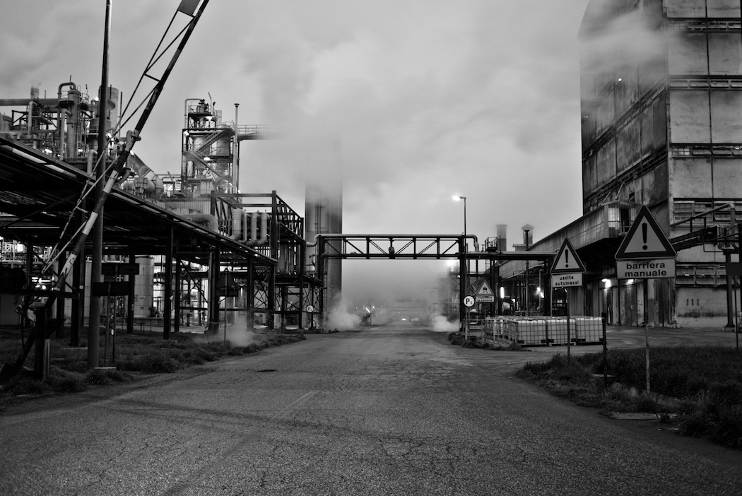 adriano zanni intervista red desert chronicles boring machines ravenna fotografia industriale