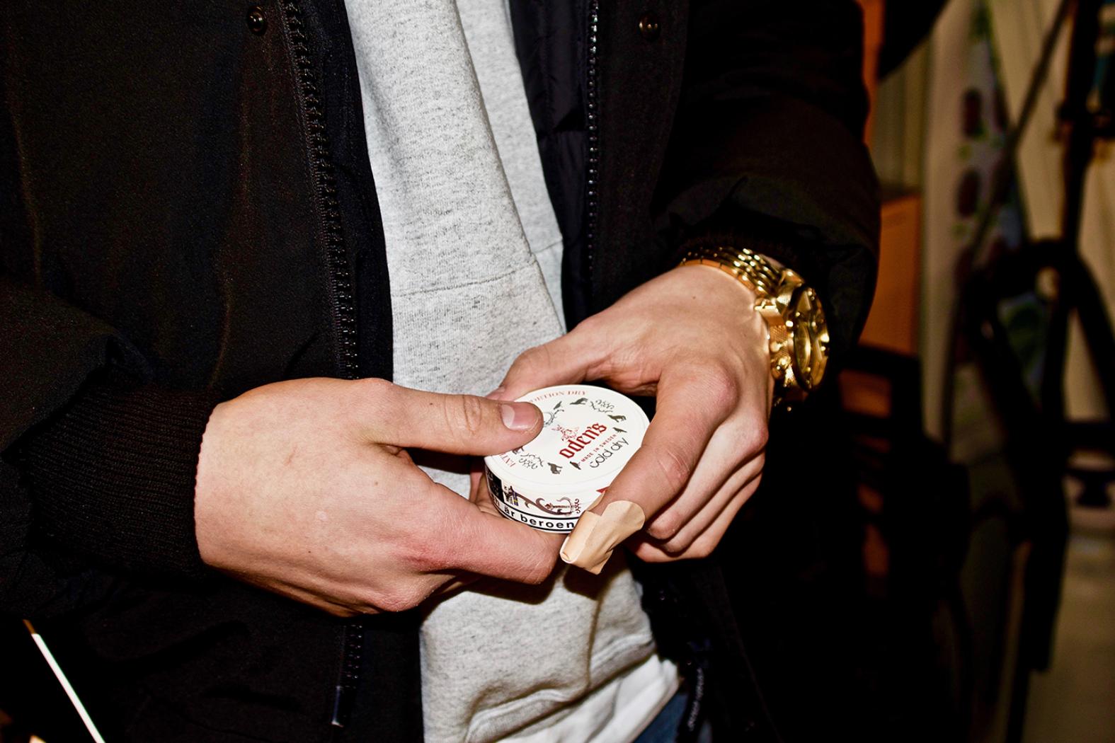 Meet the 17-Year-Old Getting Rich Dealing Snus Illegally ...