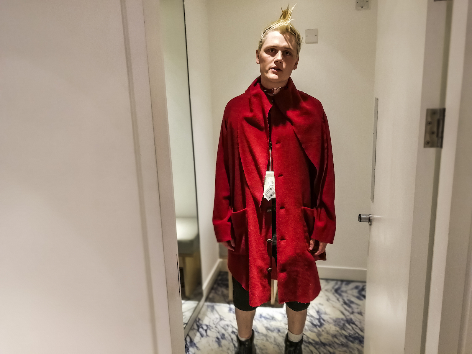 i-tested-the-harrods-dress-code-by-dressing-like-a-complete-idiot-vice