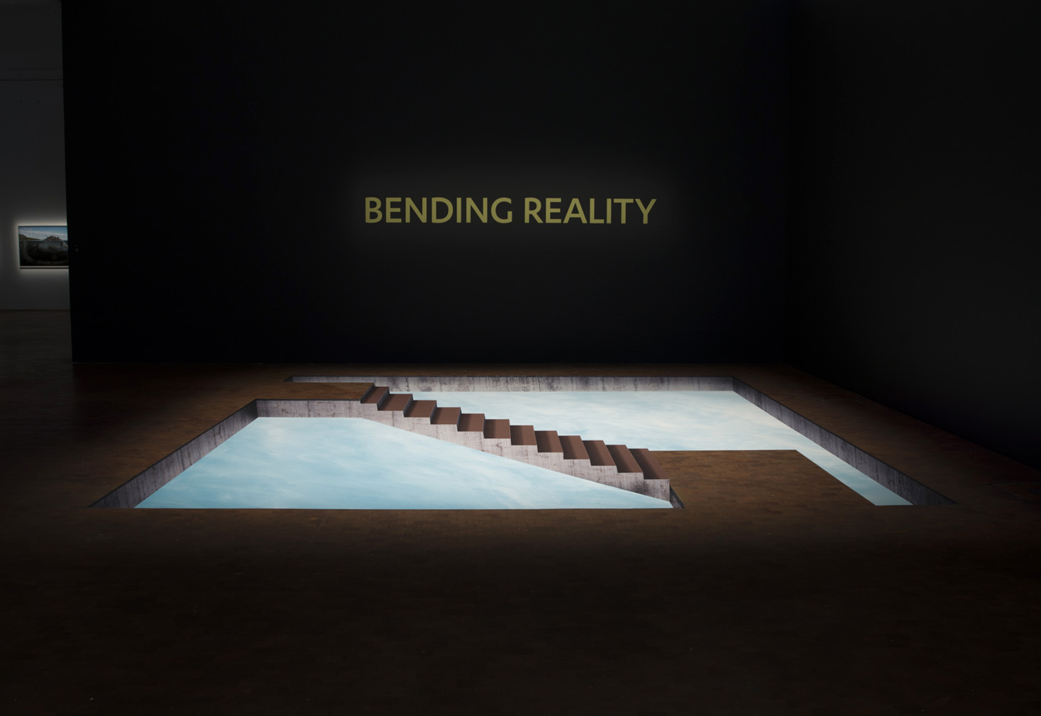 Erik Johansson, Bending Reality, 2017