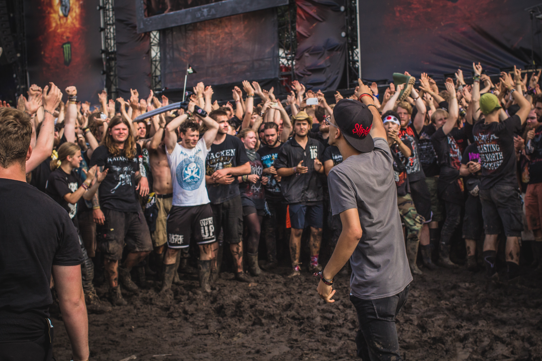 mosh pit wall of death