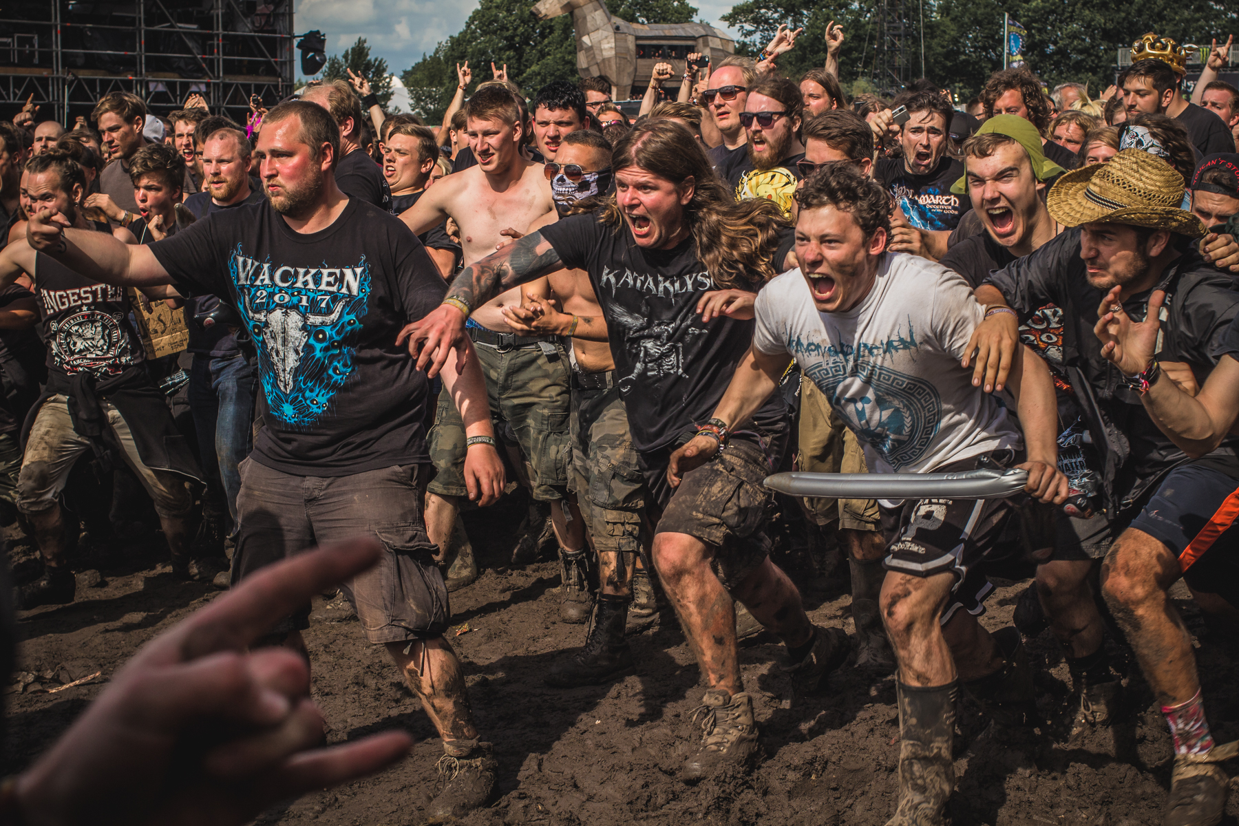 mosh pit wall of death