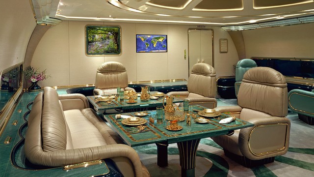Meet The Guy Who Photographs Luxury Planes For The Super