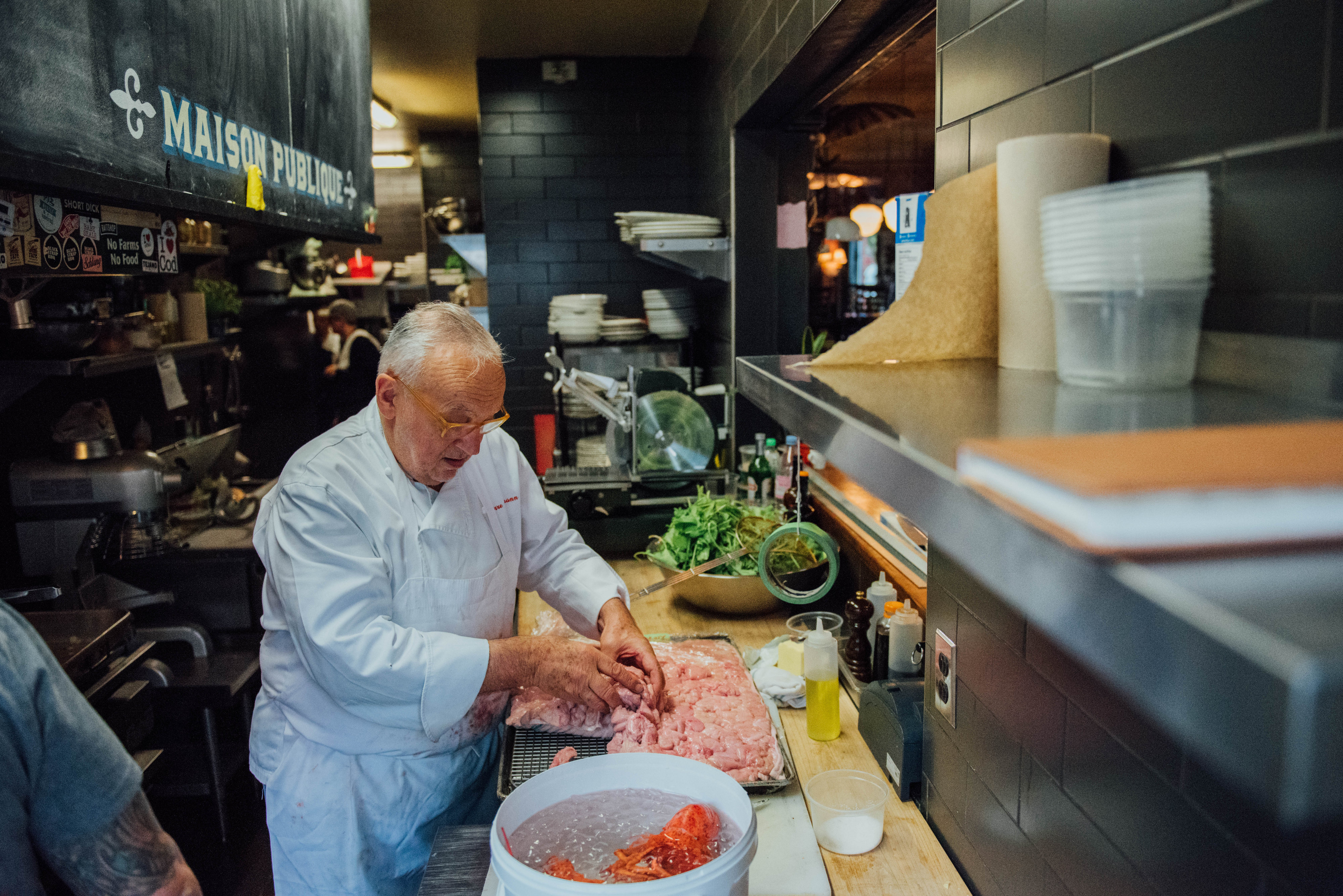 Le Chef Qui A Changé La Gastronomie à Coup De Pieds De Porc