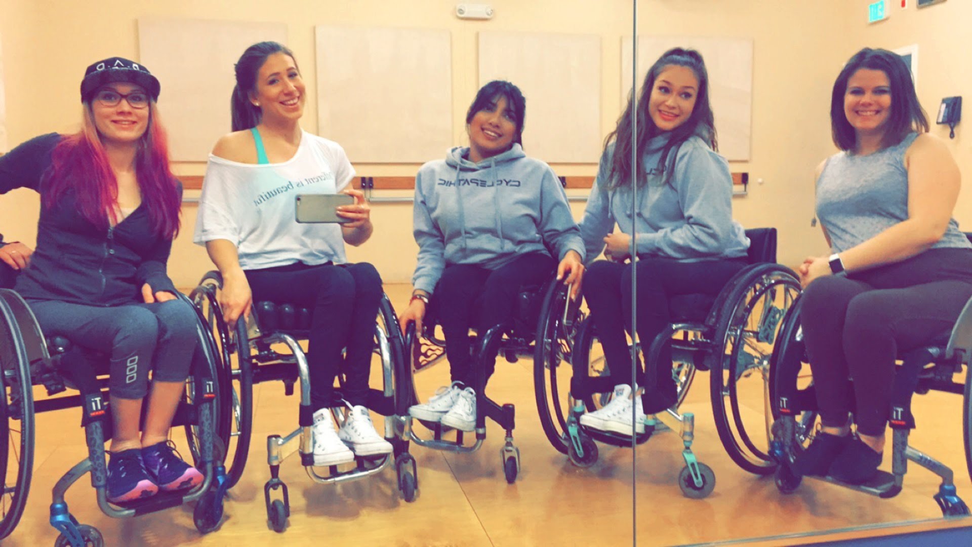 The Women in Wheelchairs Changing the World of Competitive Dance - Broadly