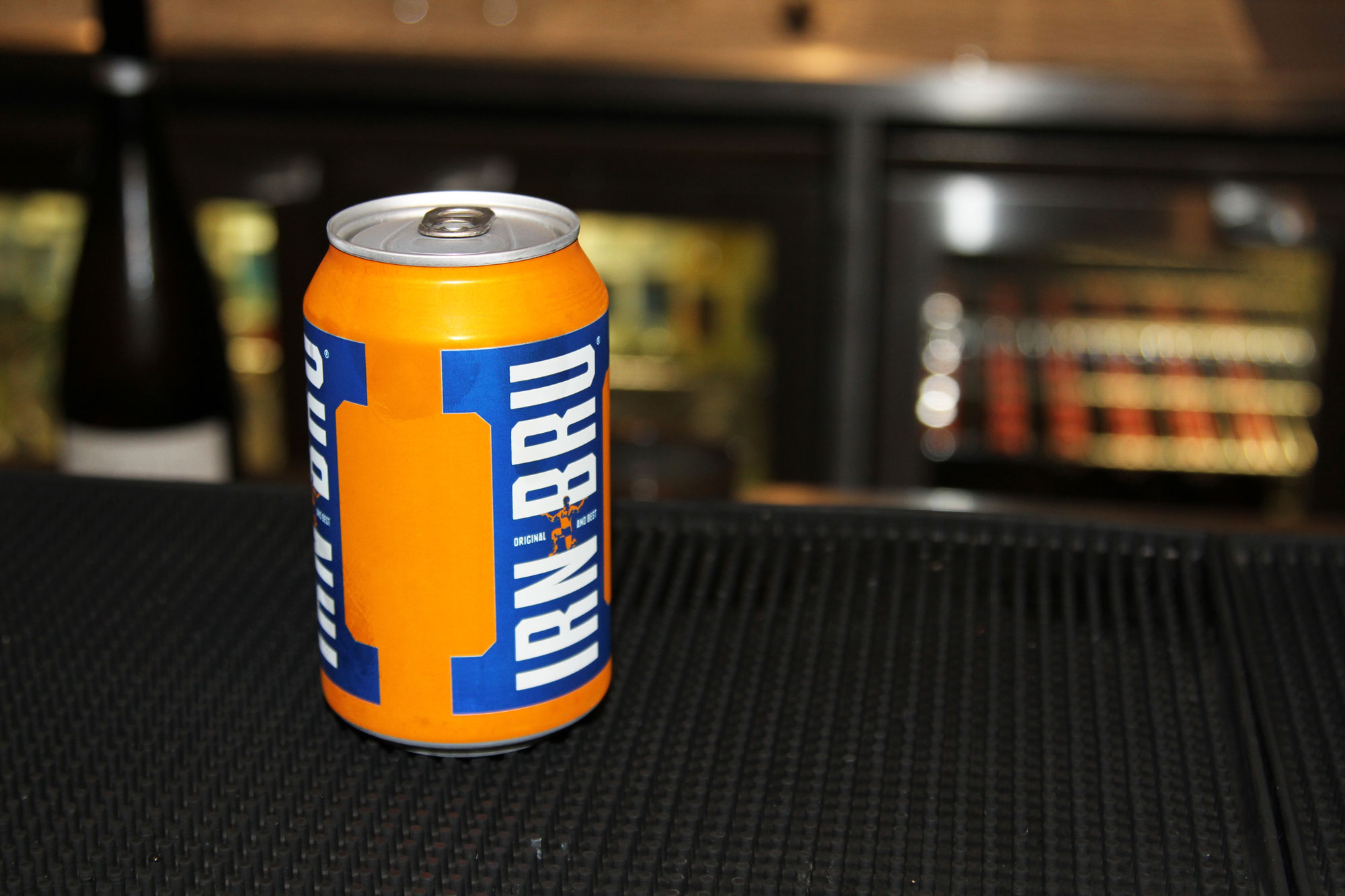 Easy Drinks This IrnBru Cocktail Is the Scottish Aperol Spritz MUNCHIES