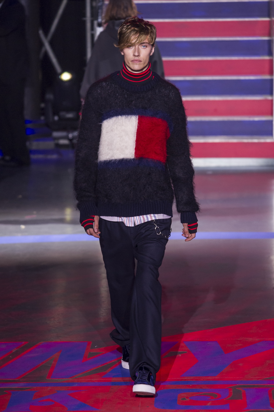 roll up, roll up to tommy hilfiger’s rock ‘n’ roll circus - i-D