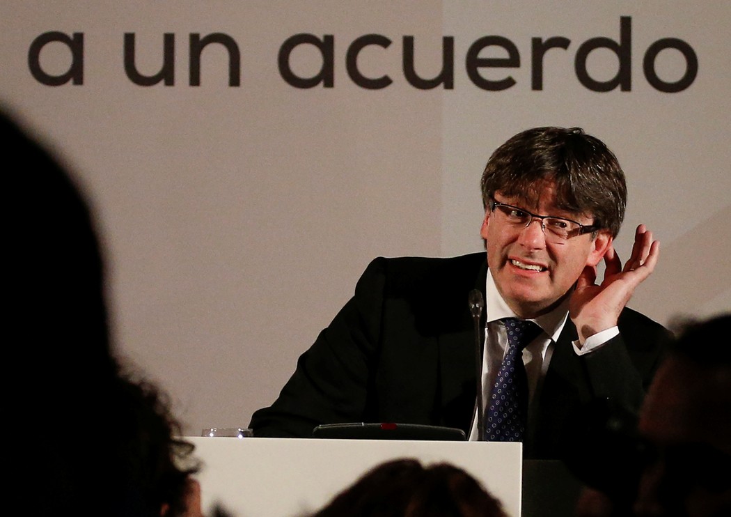 ===Las diferencias de...=== 1508419103068-Puigdemont-Juan-Medina