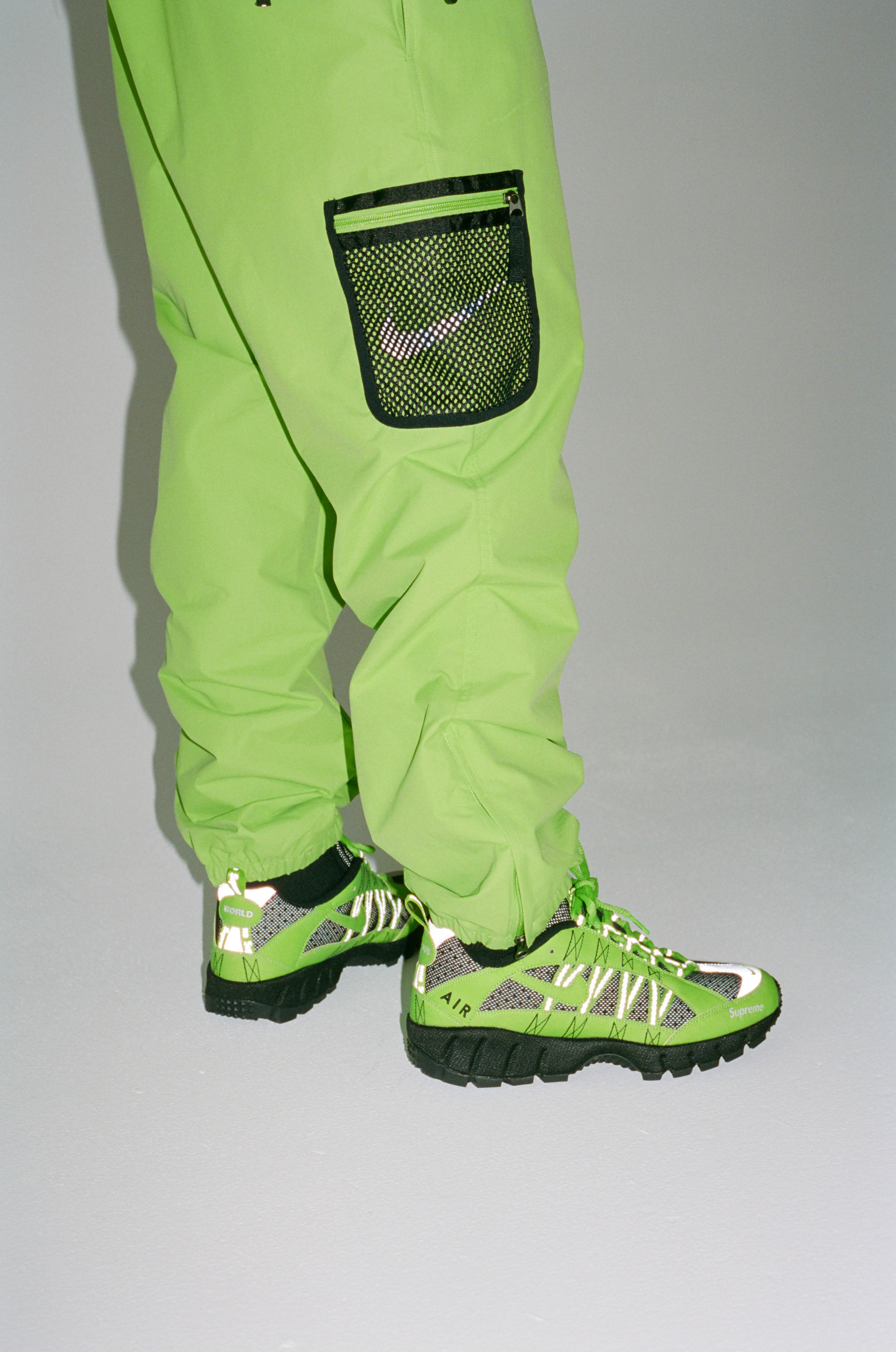 nike supreme trail pants