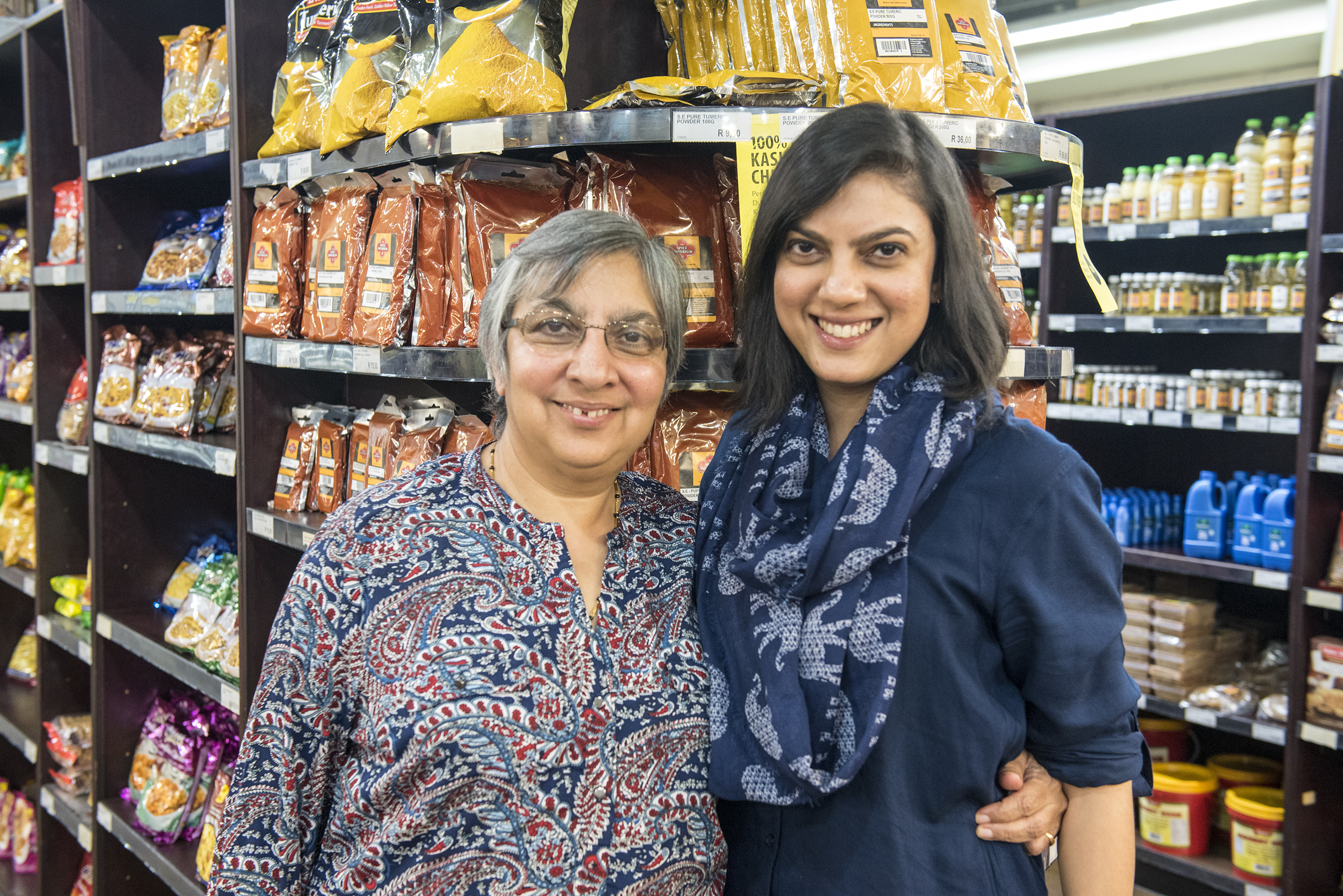 1510339938216-Chandrika-Harie-and-daughter-Mira-Harie-at-Spice-Emporium
