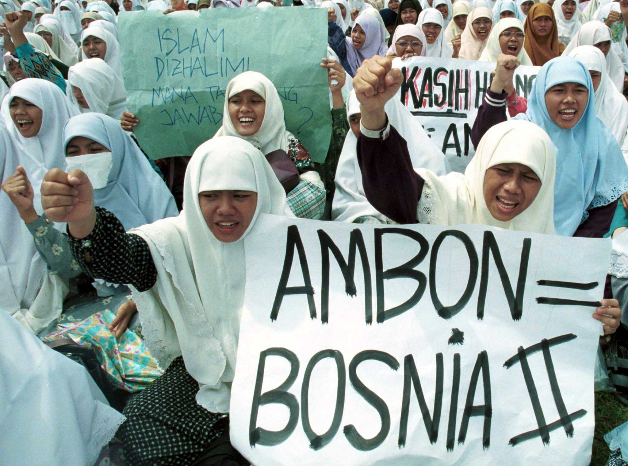 1999 03 05T Z RP1DRIMDFZAB RTRMADP 3 INDONESIA PROTEST