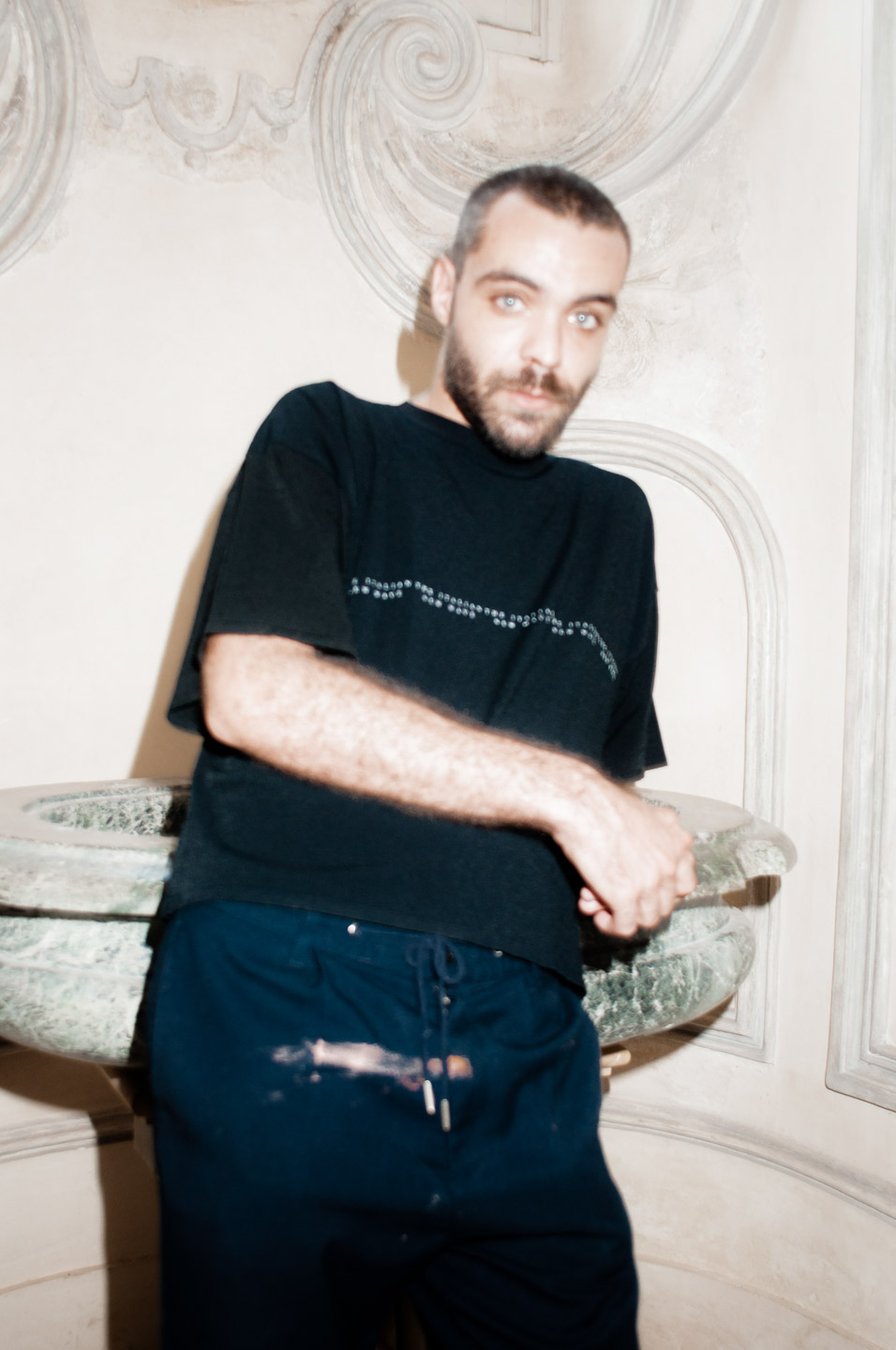 https://i-d.vice.com/it/article/bjjebw/vitelli-il-knitwear-che-si-ispira-alle-subculture-giovanili-anni-80
