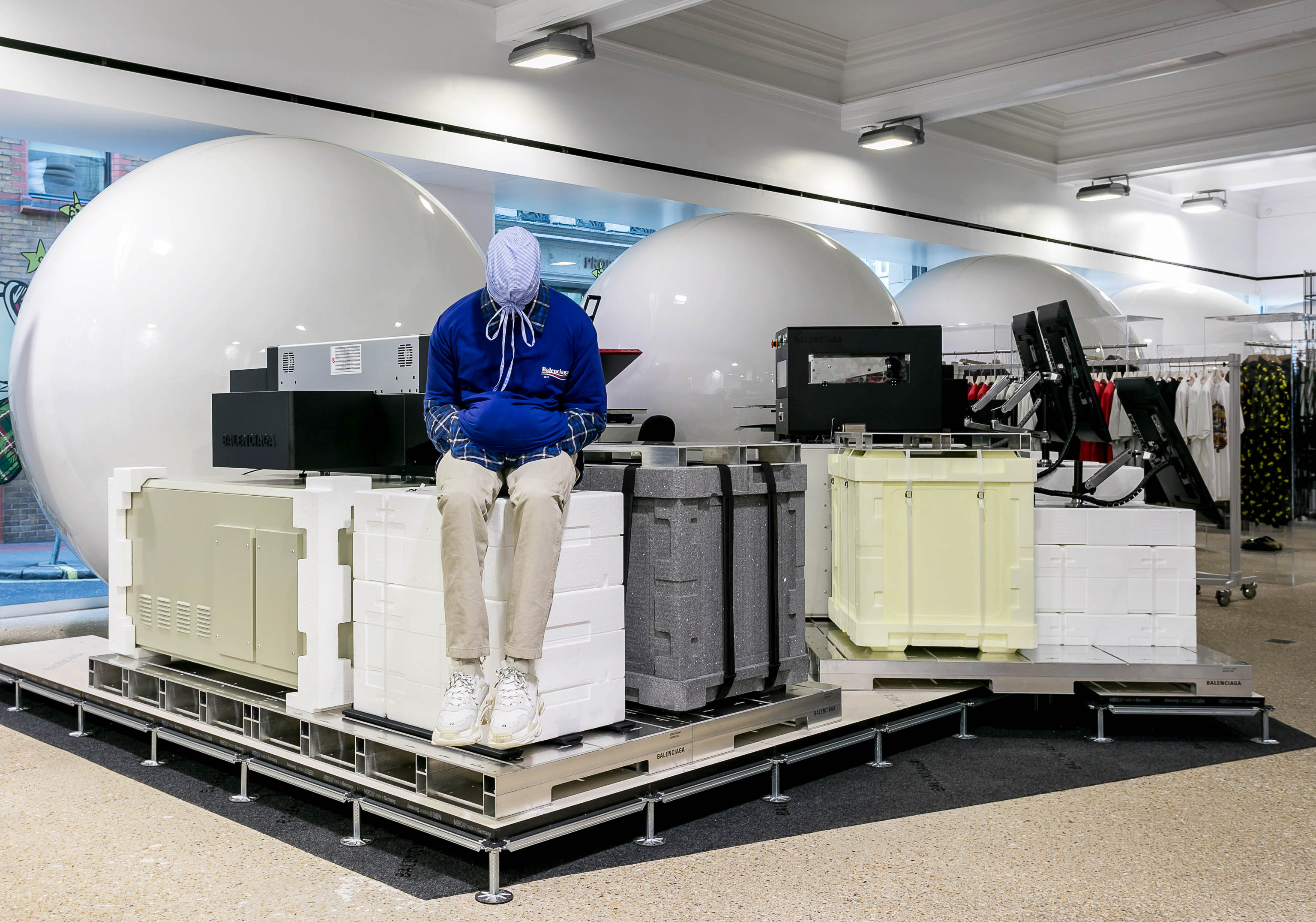 balenciaga store in nice france