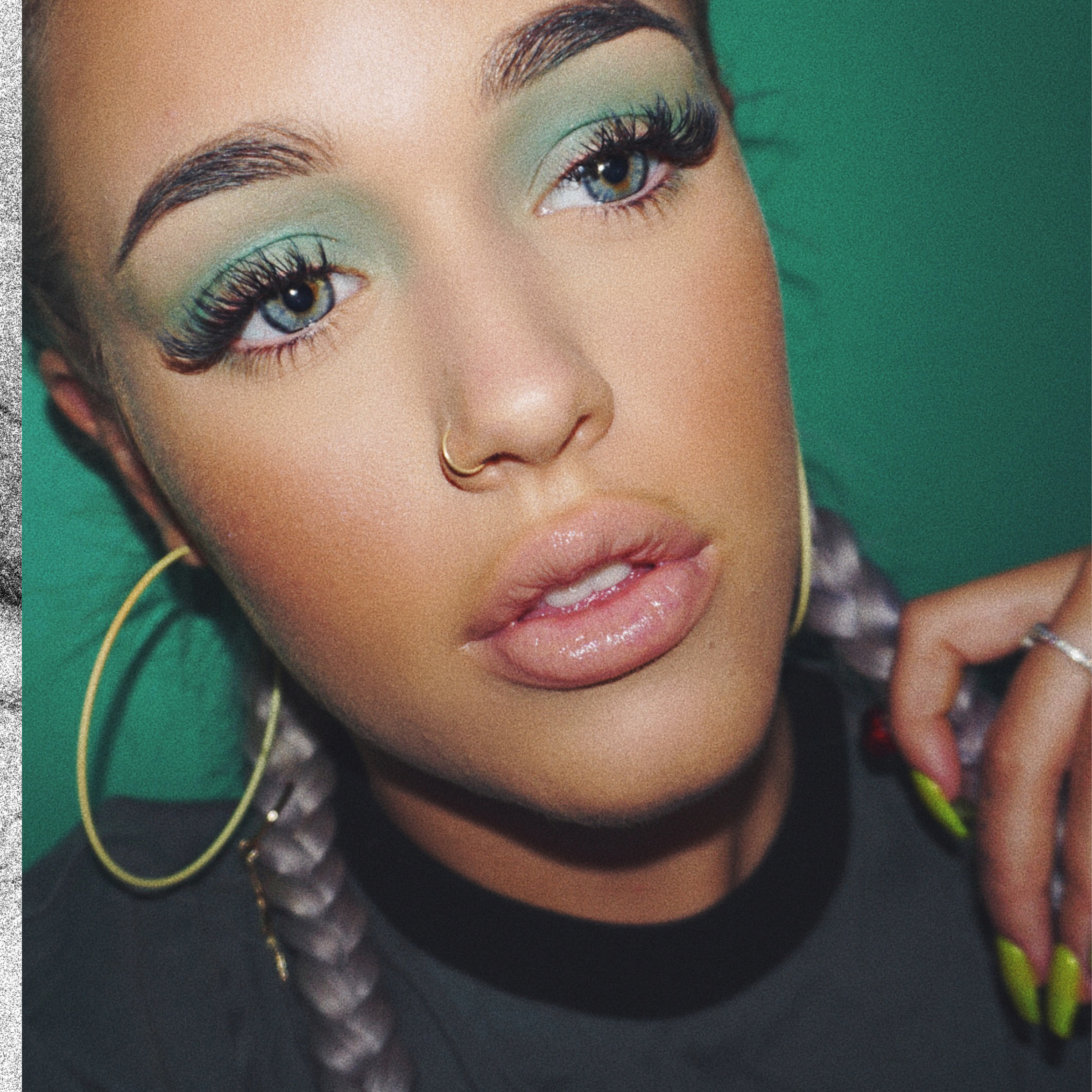 Lottie Tomlinson Shares Her Baddest Beauty Tips I D