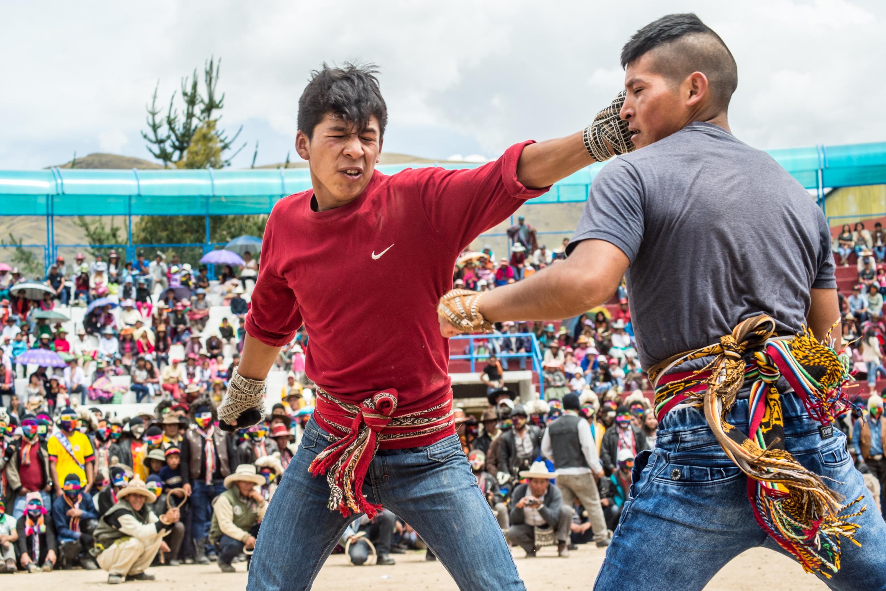 takanakuy pelea alcohol los andres cusco santo tomás perú