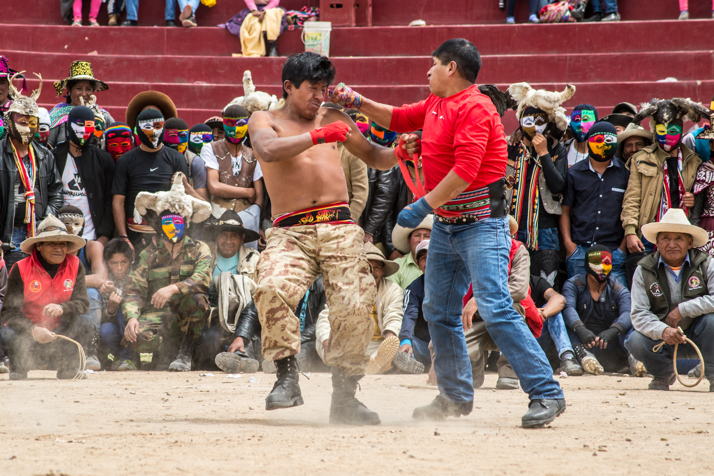 takanakuy pelea alcohol los andres cusco santo tomás perú
