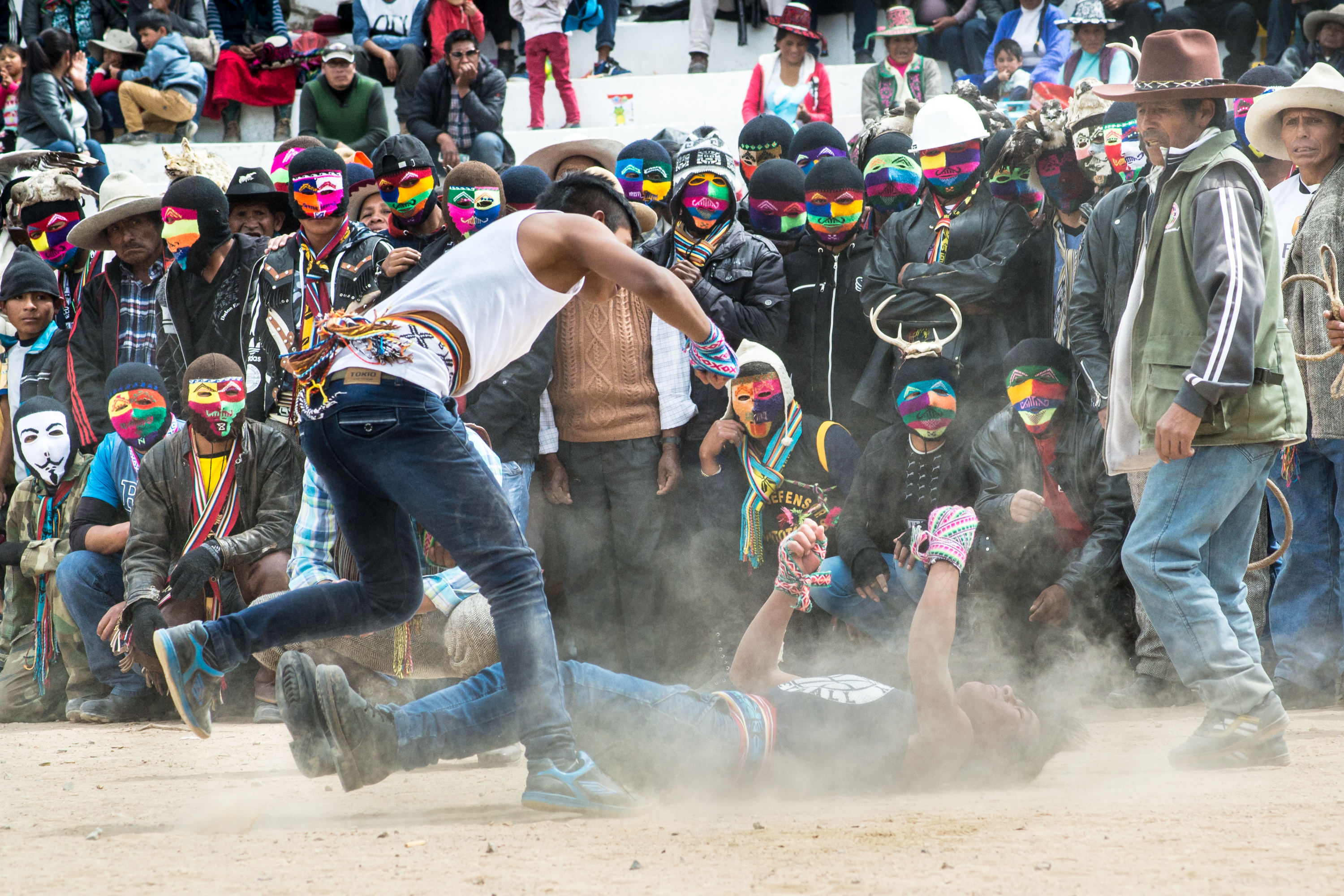 takanakuy pelea alcohol los andres cusco santo tomás perú