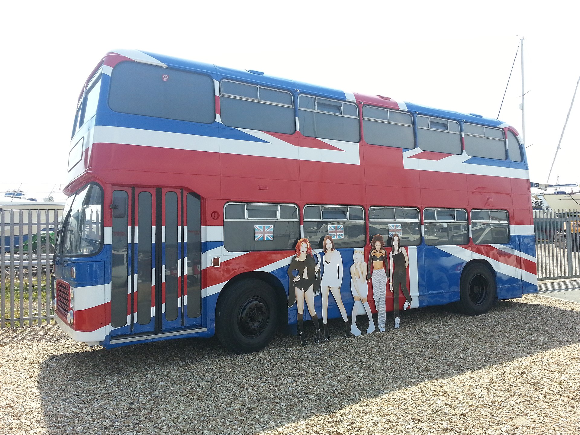 How the 'Spice World' Movie Became a Deranged, Postmodern Masterpiece