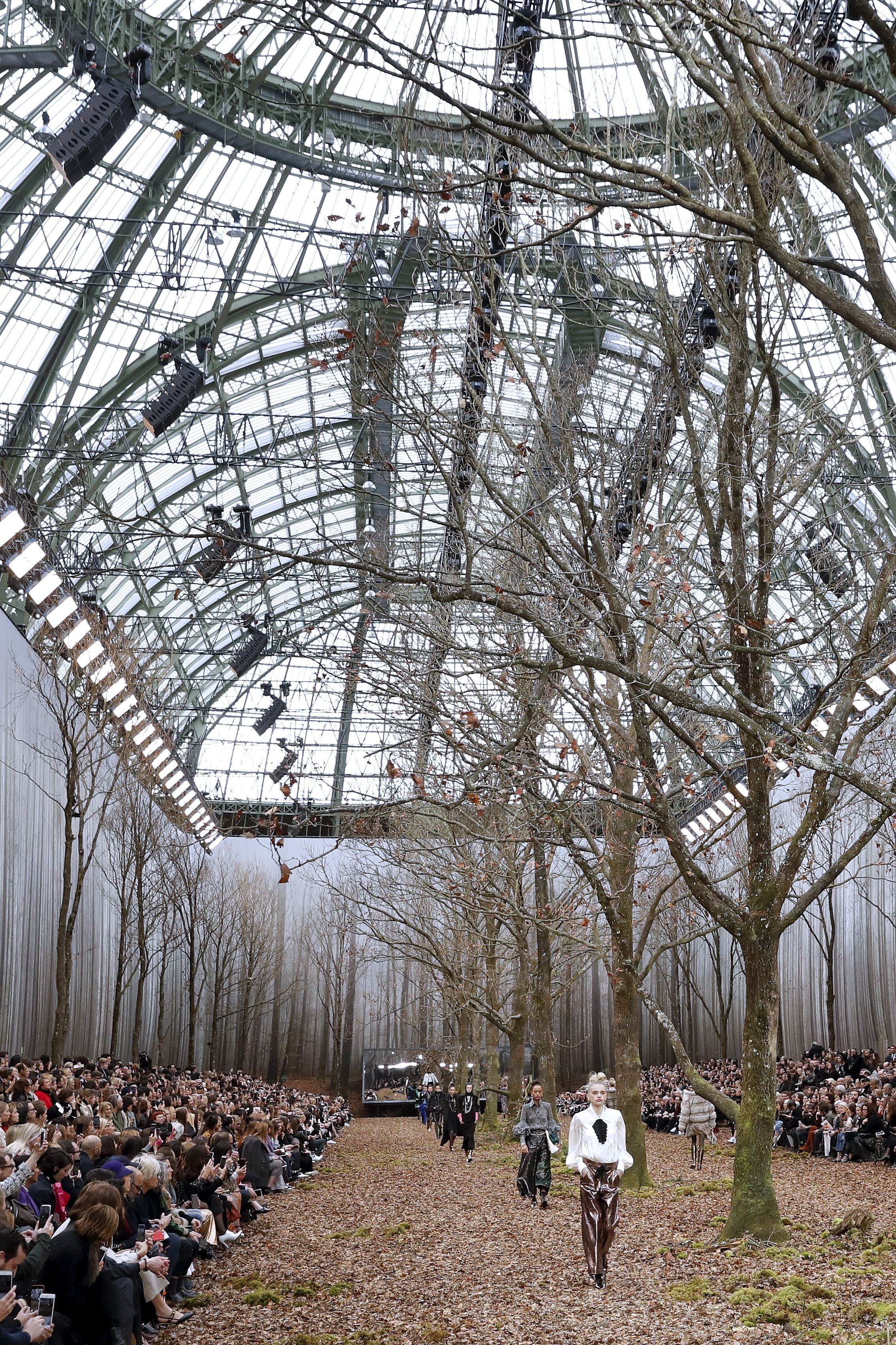 Chanel Forest Runway Show Fall 2018 - Chanel Fall 2018 Show Paris Fashion  Week