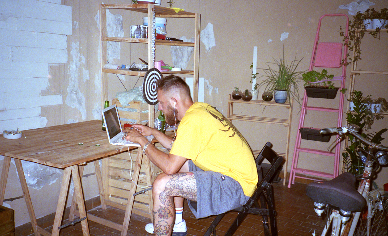 FANZINEDI?, il progetto fotografico di Tommaso Biagetti sulla scena indie italiana