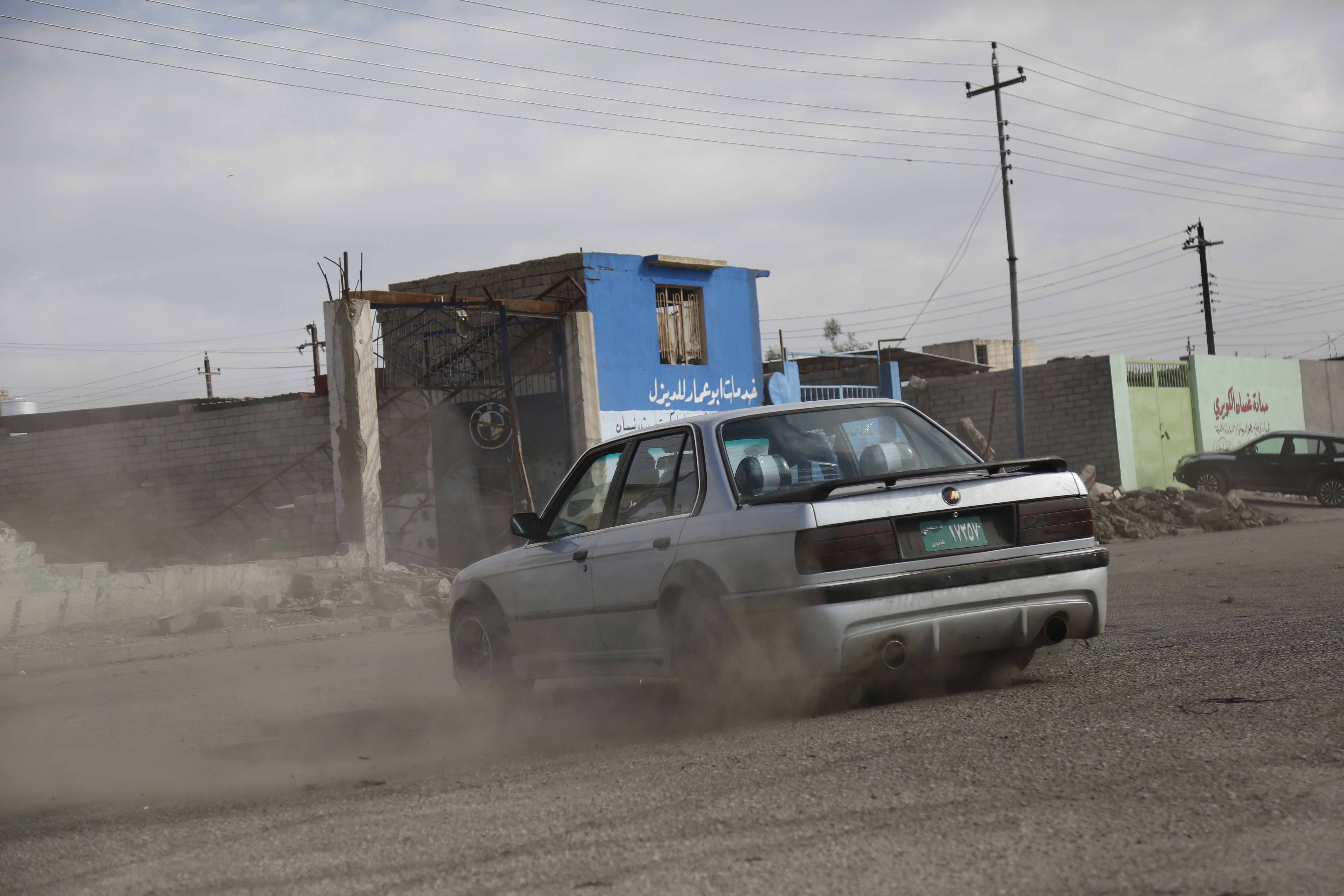 Kembalinya Kancah Drifting Mobil Modif Di Mosul Bekas Jantung