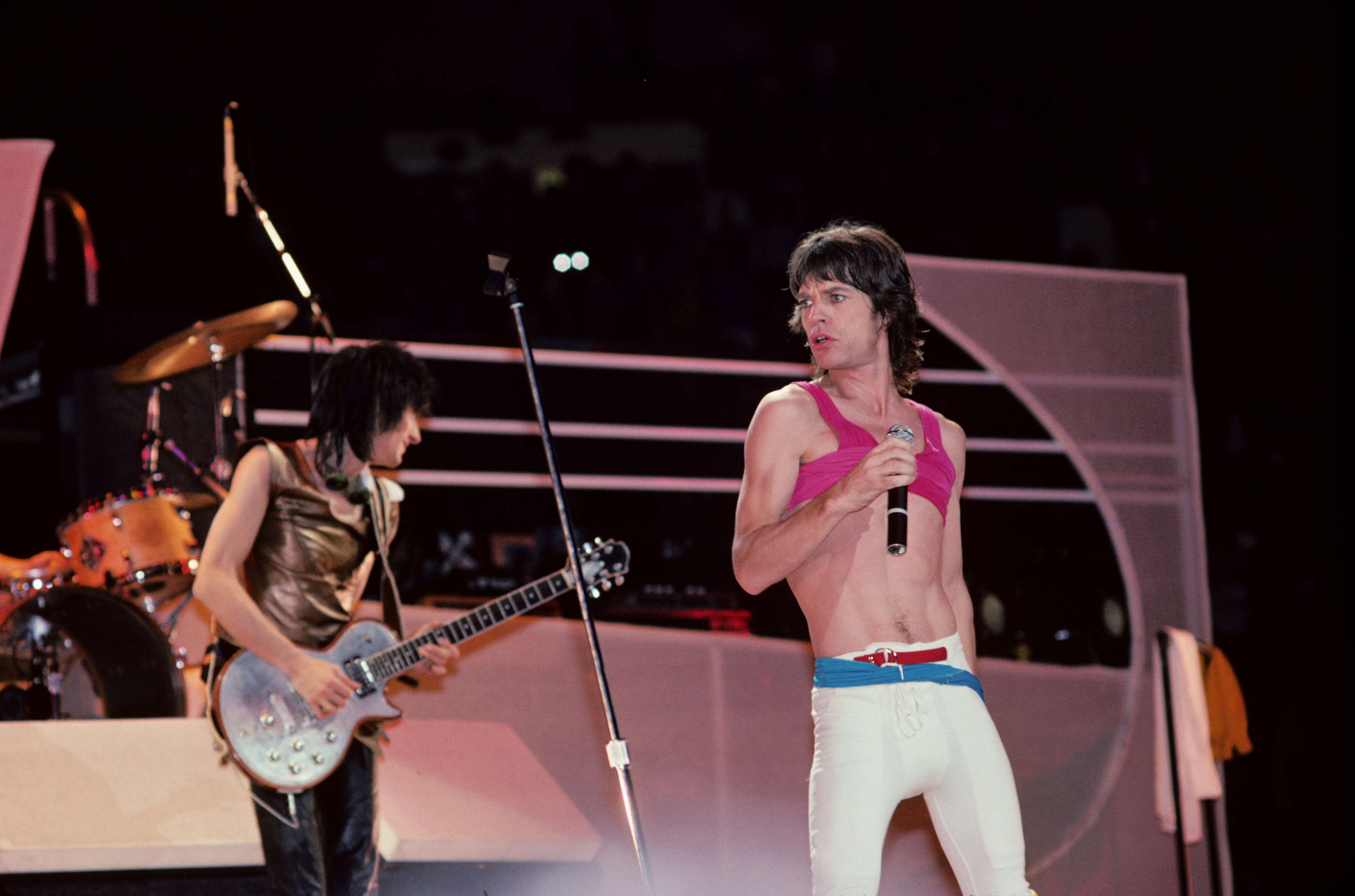 Crack pot se tv lukke The Most Important Thing Mick Jagger Ever Wore Was a Pair of Football Pants  - GARAGE