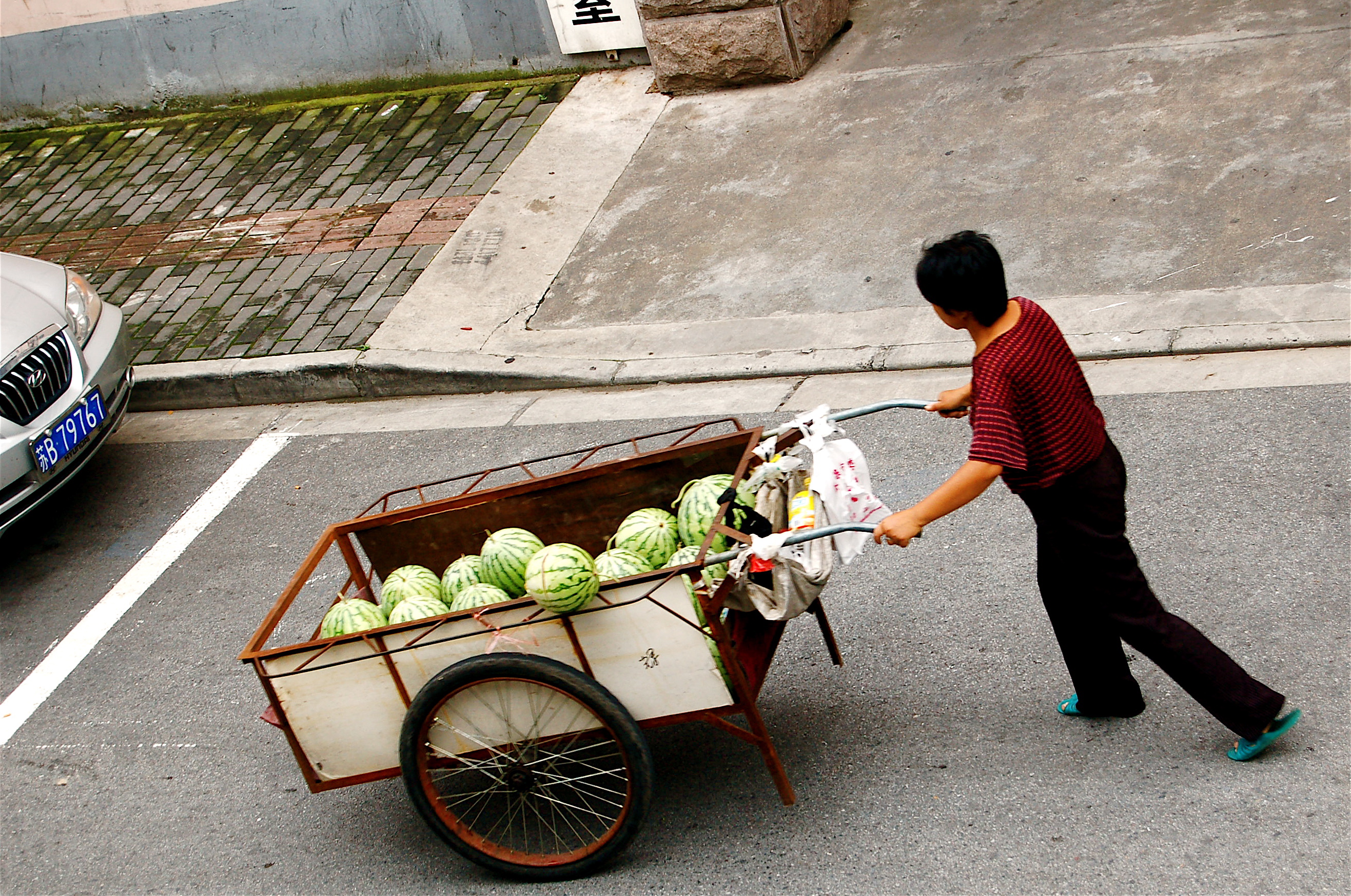 opinion-watermelons-are-too-heavy-munchies