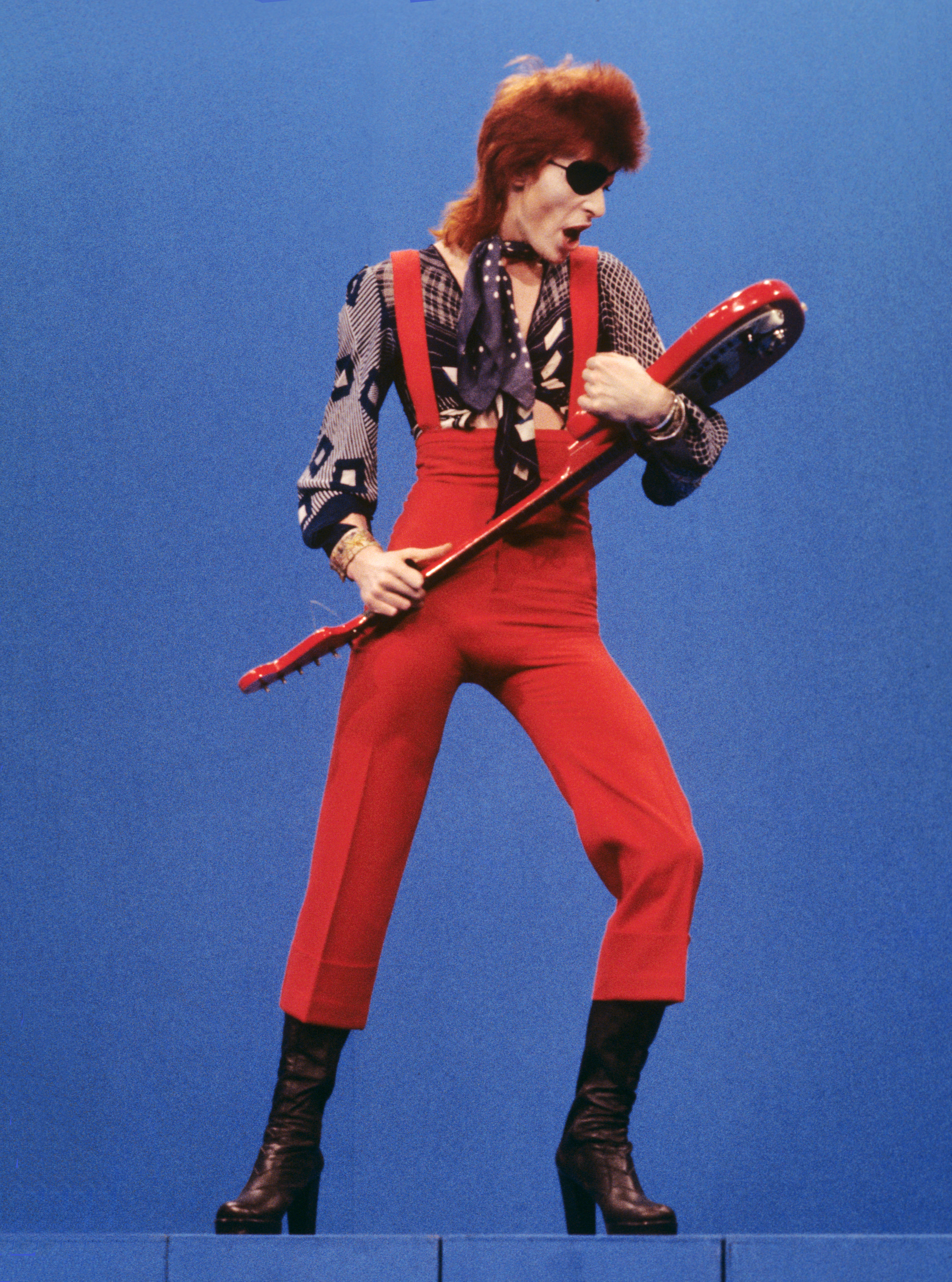 Fashion Horoscopes The Signs As David Bowie Outfits Garage