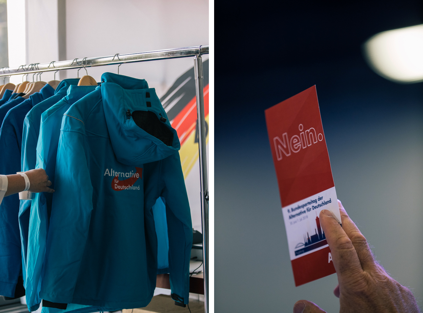 Merchandise und eine Stimmkarte auf dem AfD-Parteitag in Augsburg