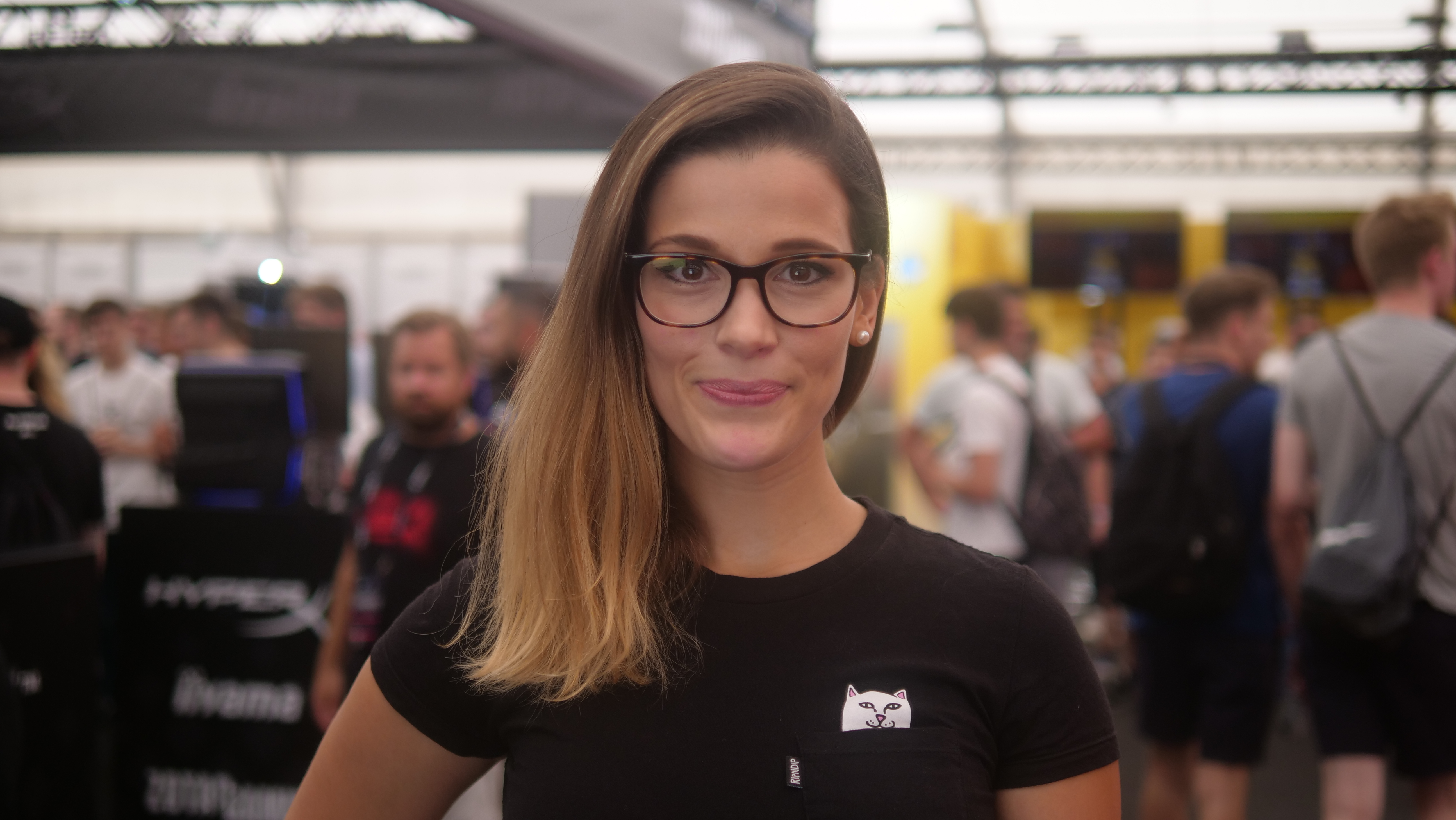 e-Sports-Moderatorin Melek Balgün