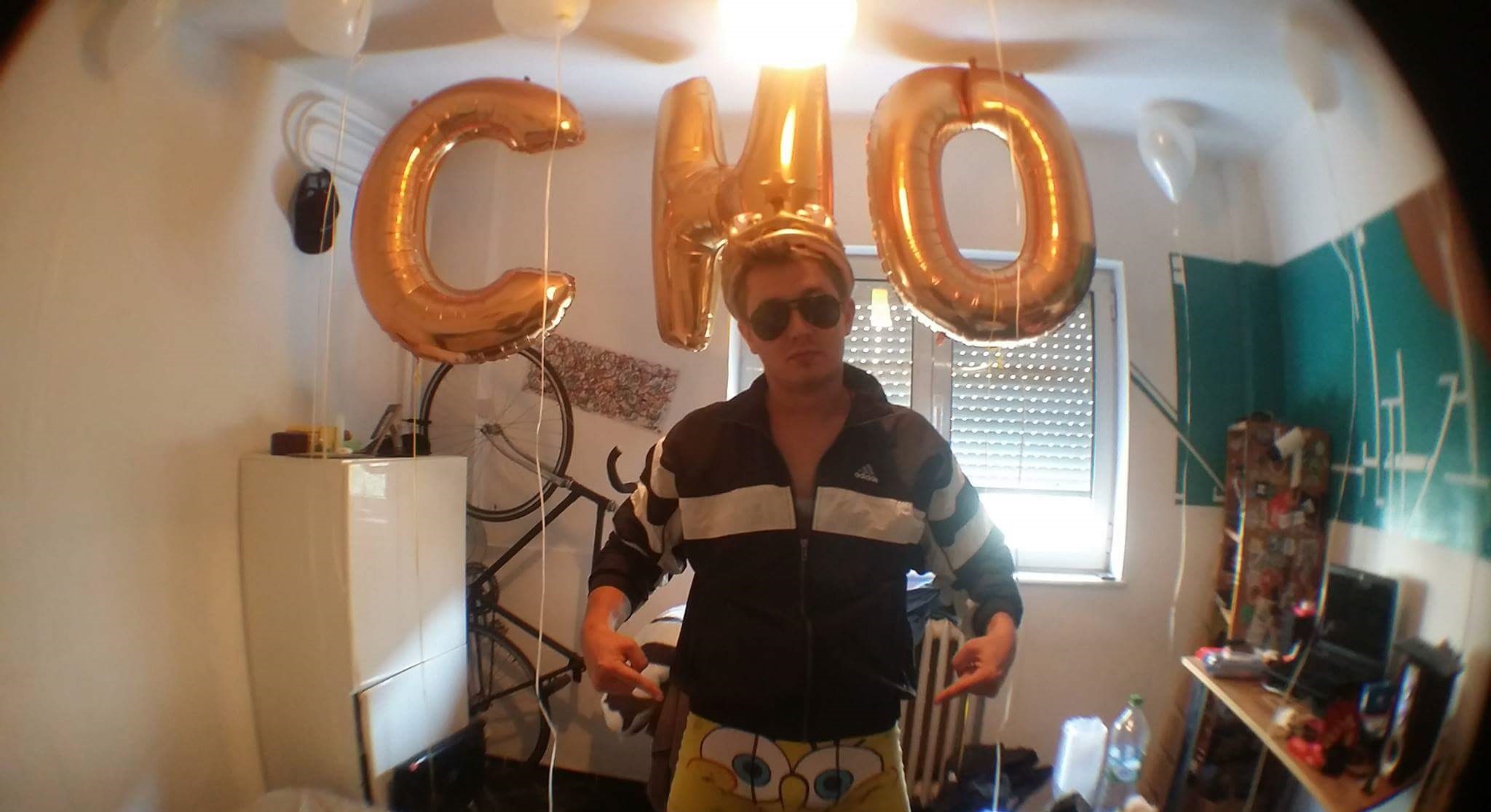 1531302446255-george
