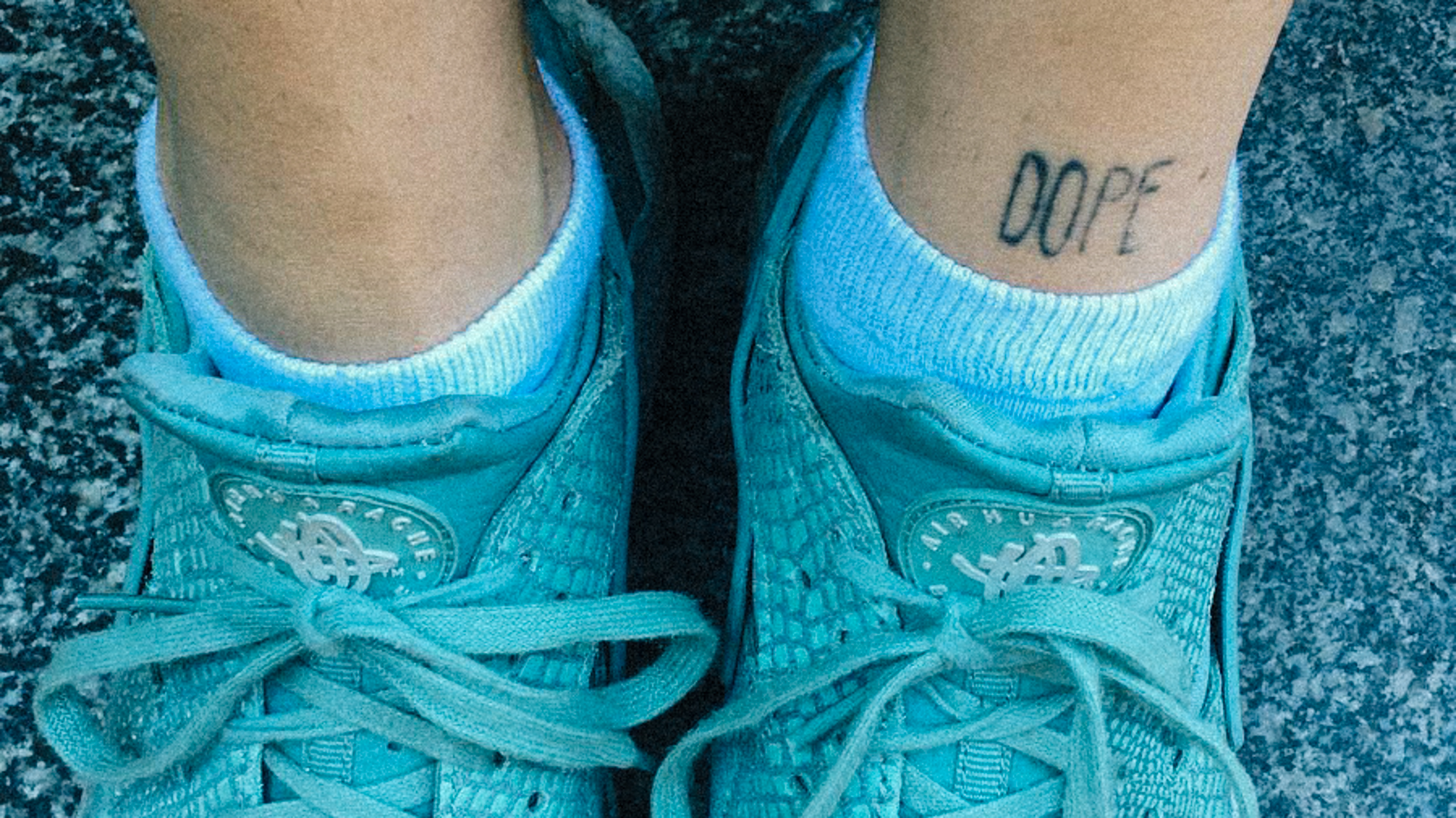 Wir haben Menschen gefragt, ob sie ihre spontanen Tattoos bereuen VICE