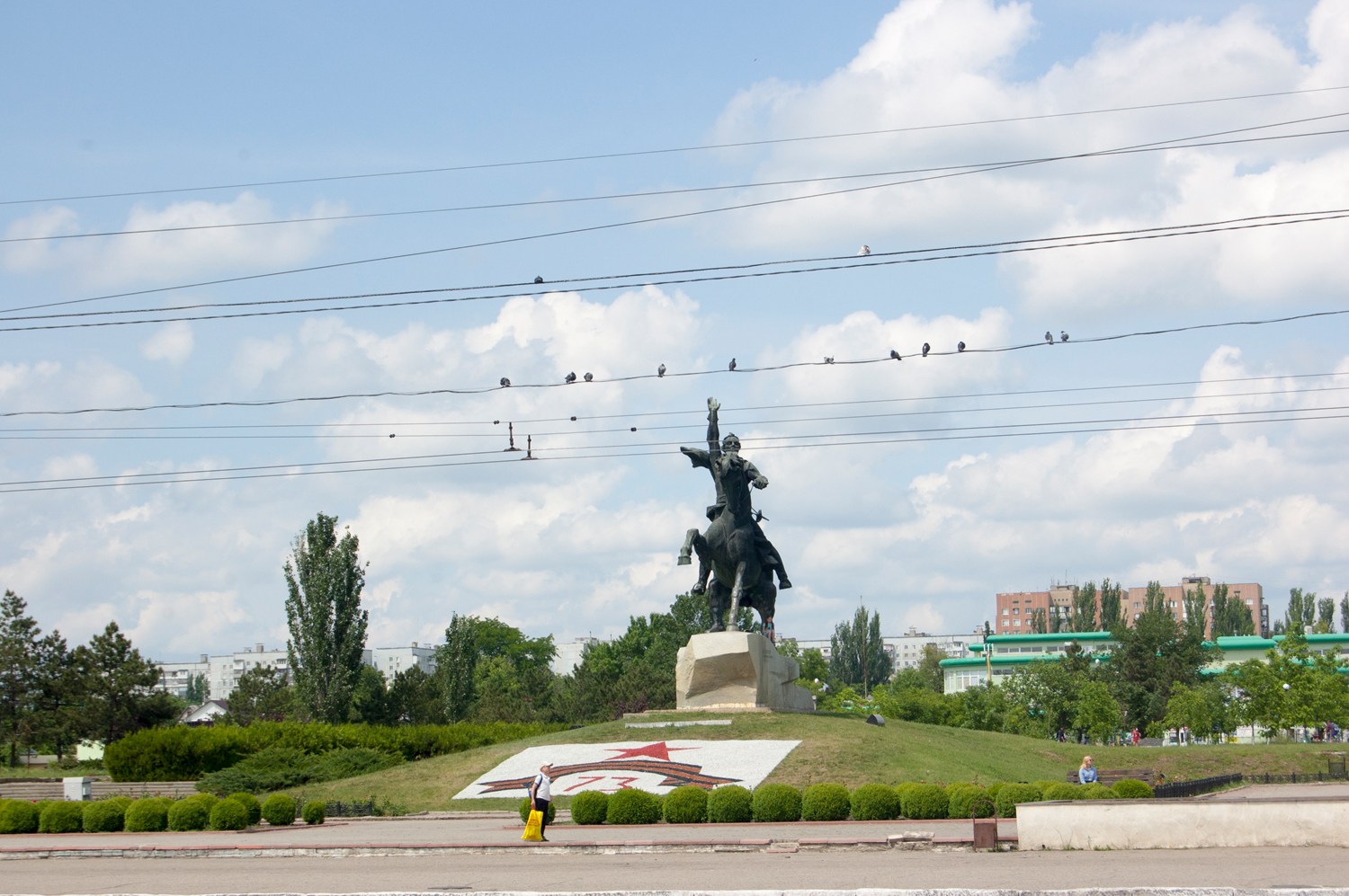 ruiterstandbeeld-vakantie-Tiraspol