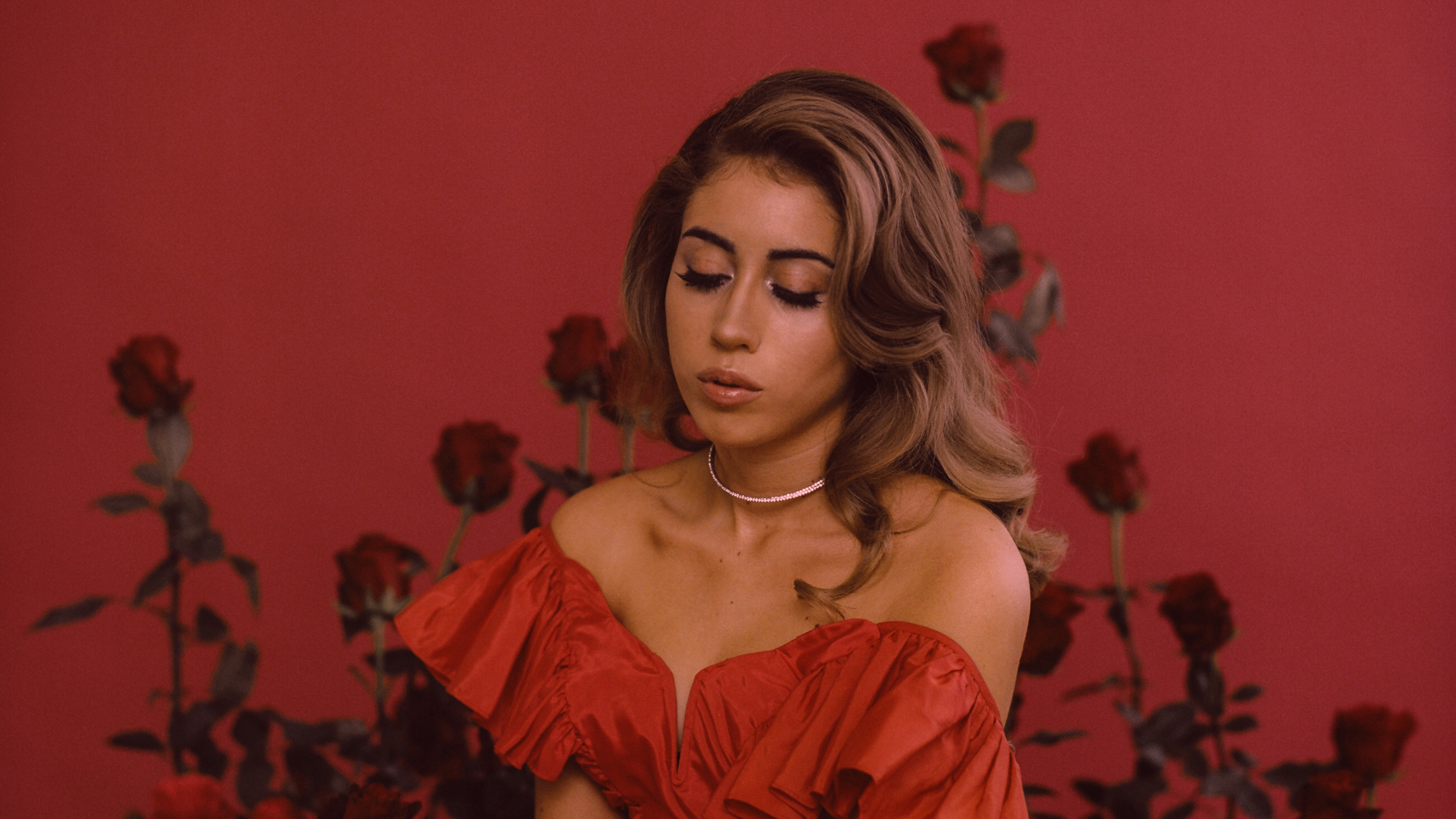 In Draps De Satin With Kali Uchis