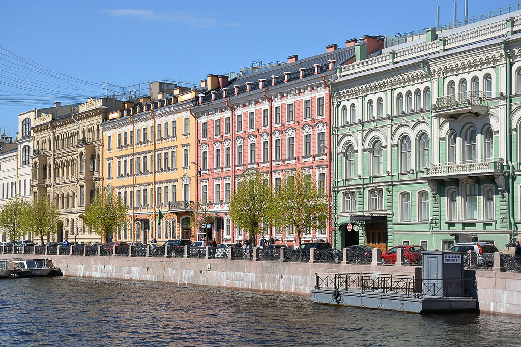 1538056190148-Things-To-Do-Saint-Petersburg-3