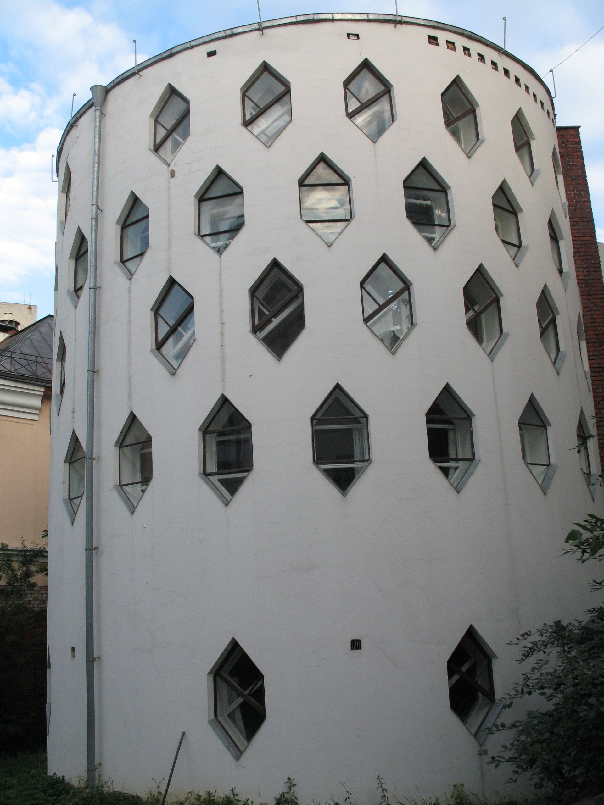 1538133190506-Moscow-Best-Buildings-5