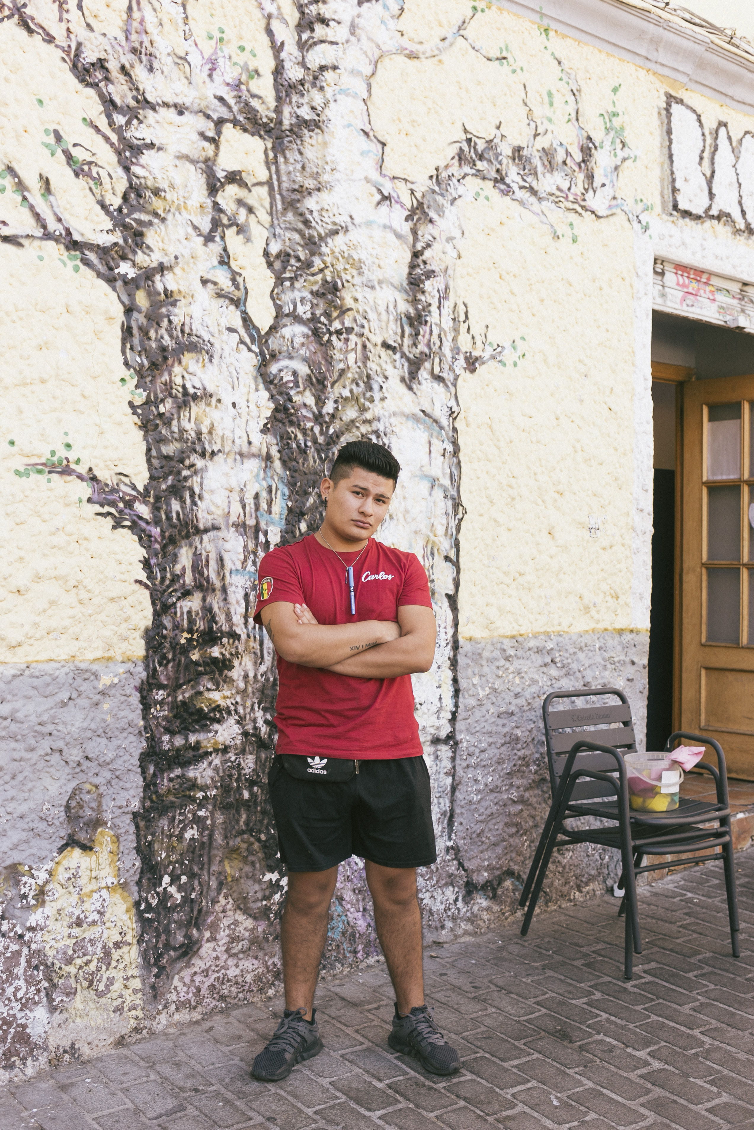 Ser joven en Embajadores Madrid