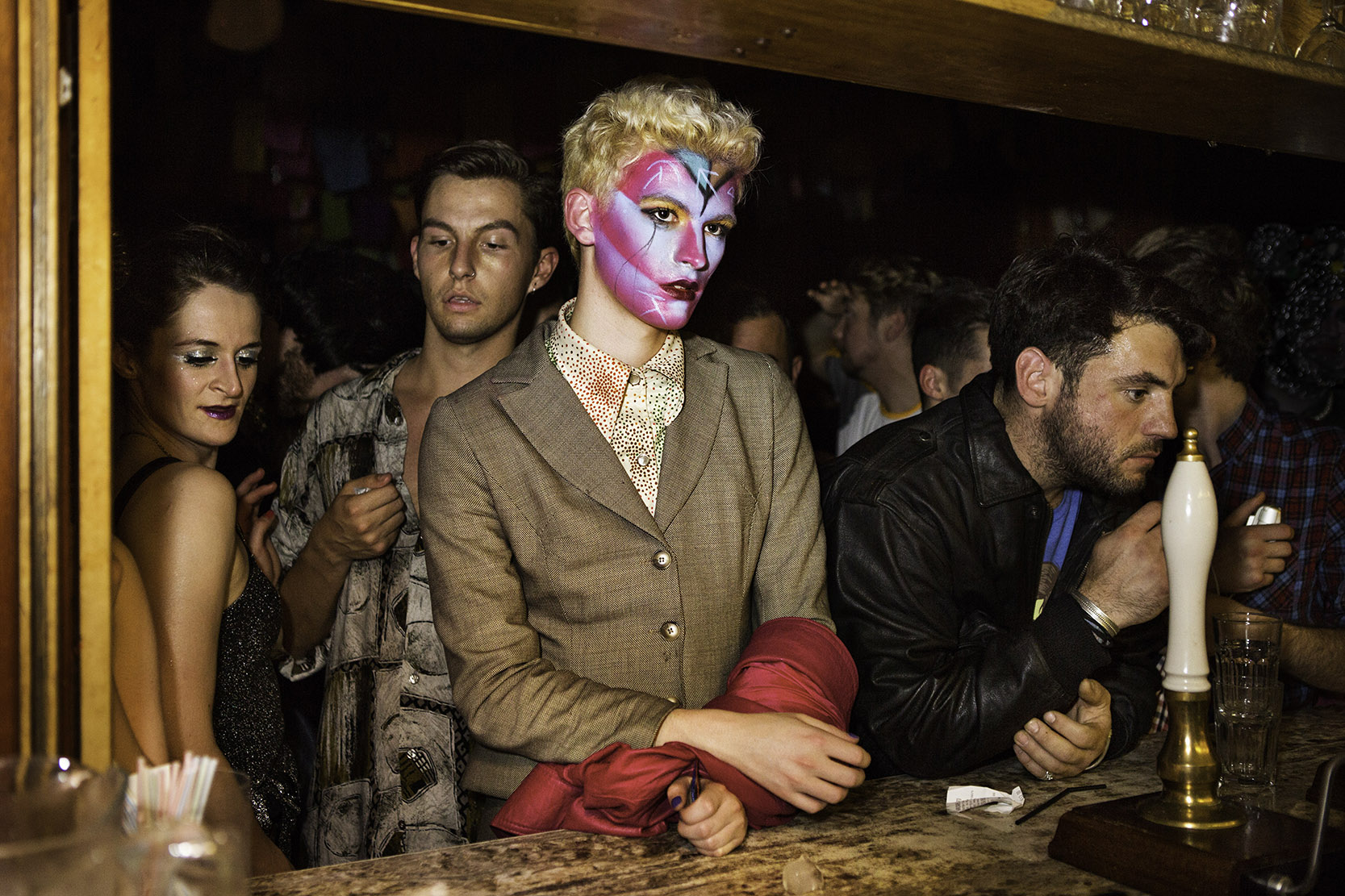 Thomas-Dhanens-Blush-Sink-the-Pink-londen-david-bowie