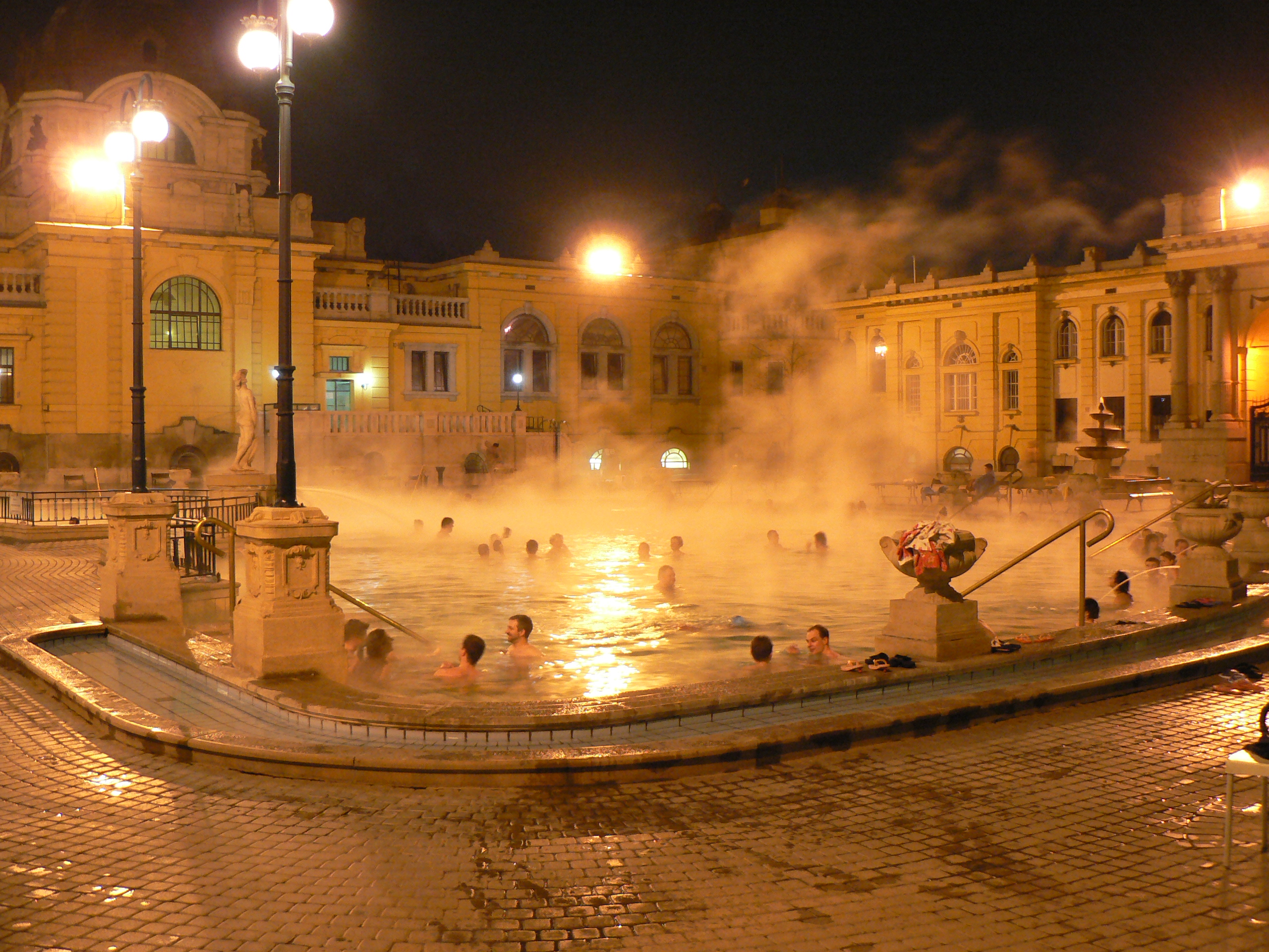 Bathing in Budapest | The Best Thermal Baths in Hungary ...